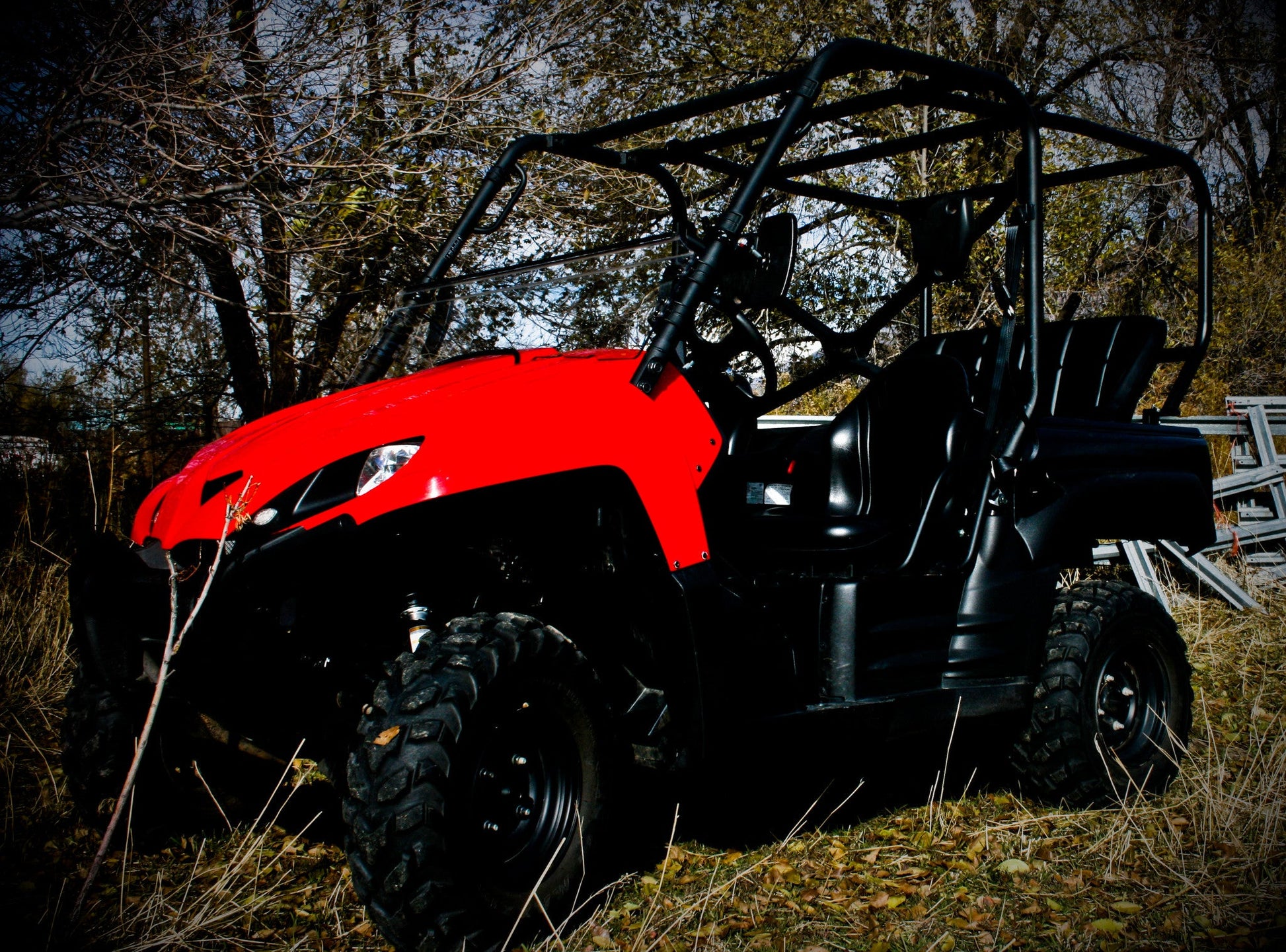 https://cdn.shopify.com/s/files/1/0366/5541/products/Teryx_and_Rhion_Back_Roll_Cage_and_Seat_Back_Side_-2.jpeg?v=1710788316