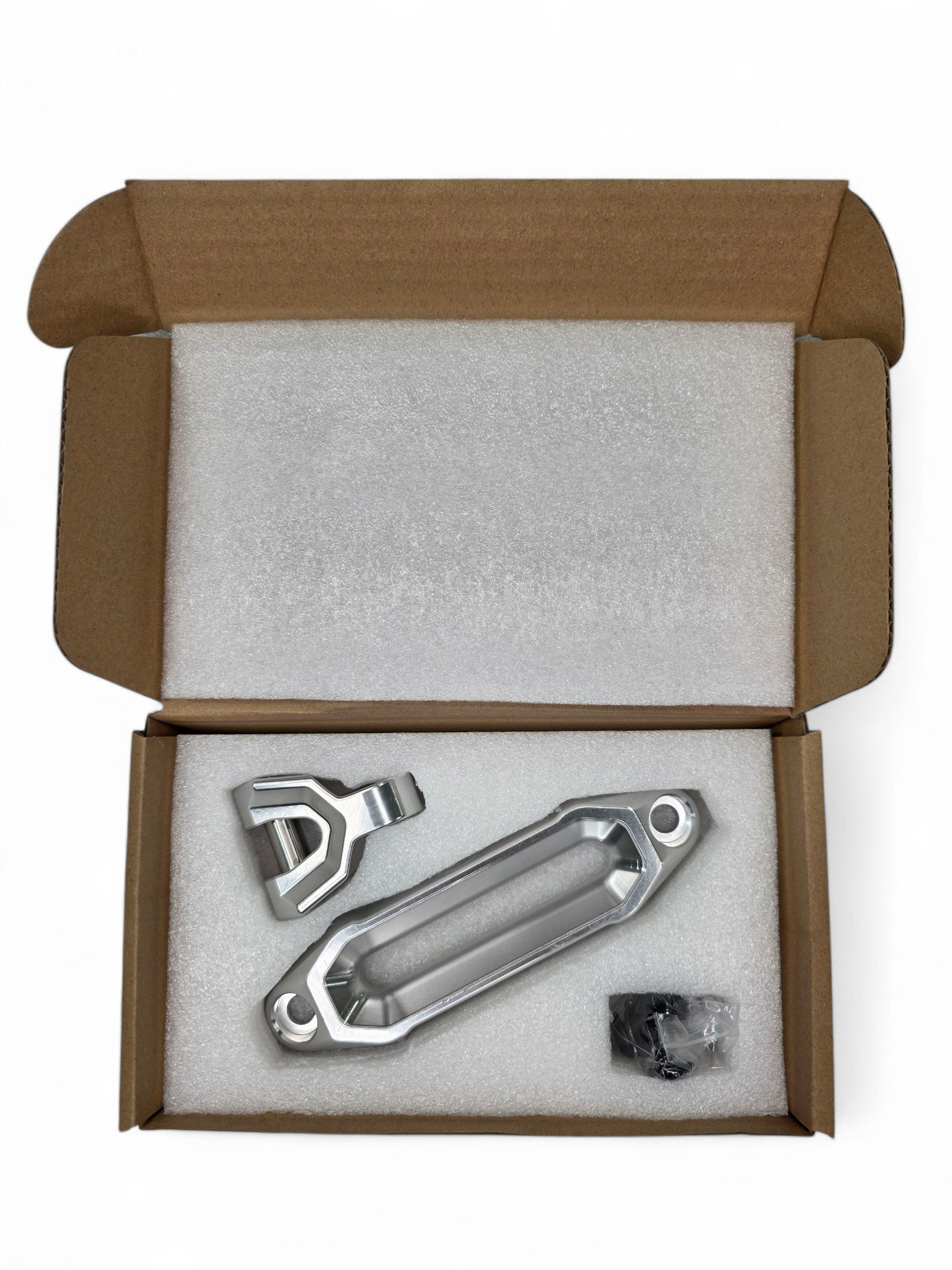 https://cdn.shopify.com/s/files/1/0749/1980/5228/files/UTVWinchFairleadandHookCL6_5cf0444e-0e48-4696-9907-14643ca8b92f.png?v=1753488061