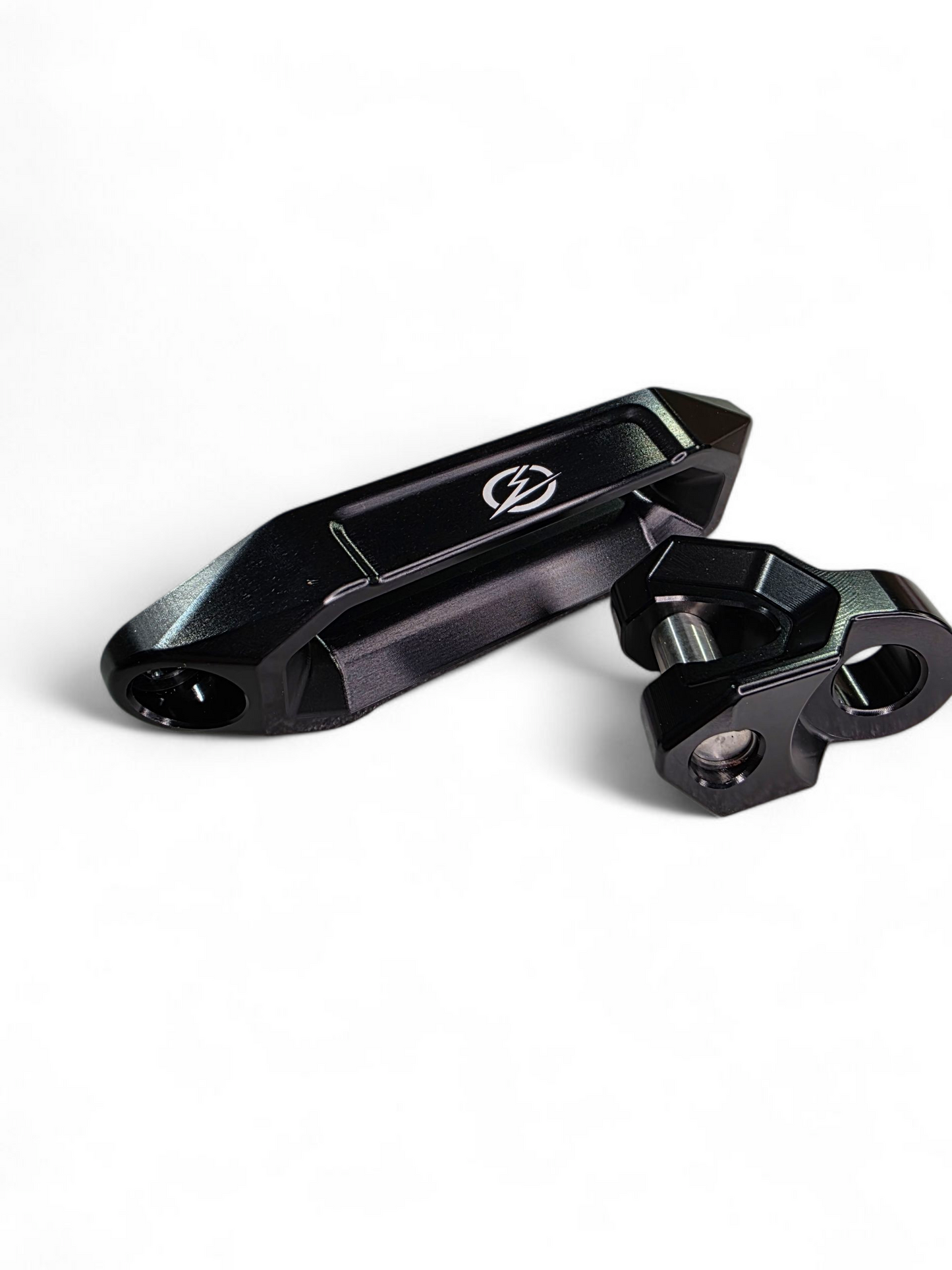 https://cdn.shopify.com/s/files/1/0749/1980/5228/files/UTV_Winch_Fairlead_and_Hook_BK.png?v=1753489001