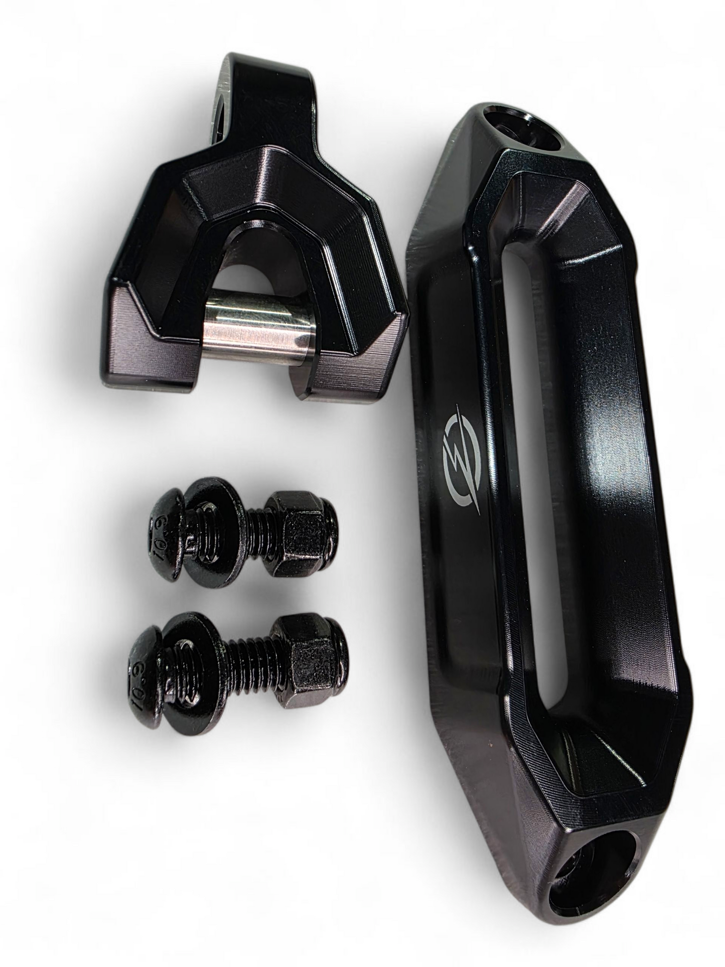 https://cdn.shopify.com/s/files/1/0749/1980/5228/files/UTV_Winch_Fairlead_and_Hook_BK3.png?v=1753489001