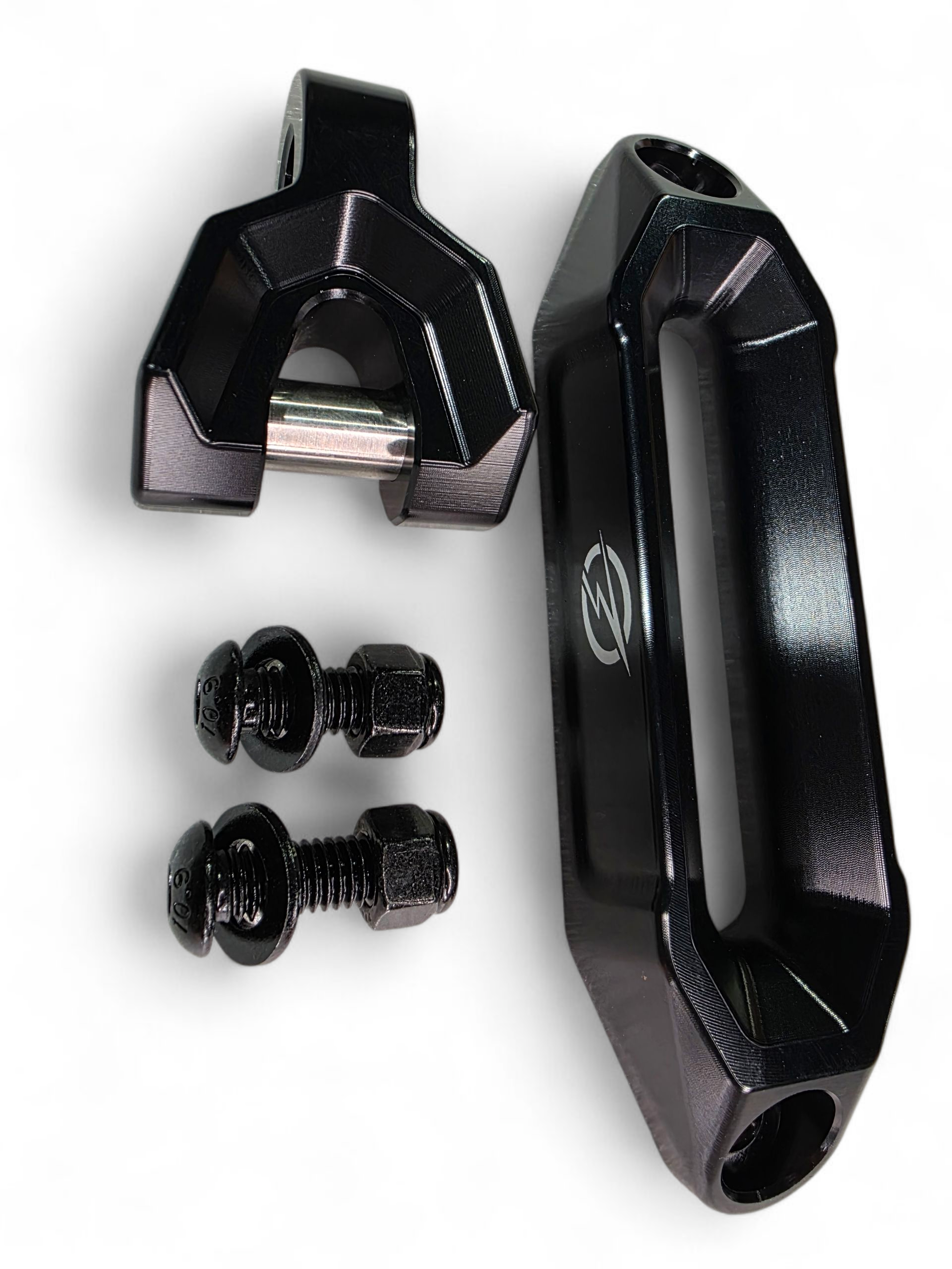 https://cdn.shopify.com/s/files/1/0749/1980/5228/files/UTV_Winch_Fairlead_and_Hook_BK3.png?v=1753489001