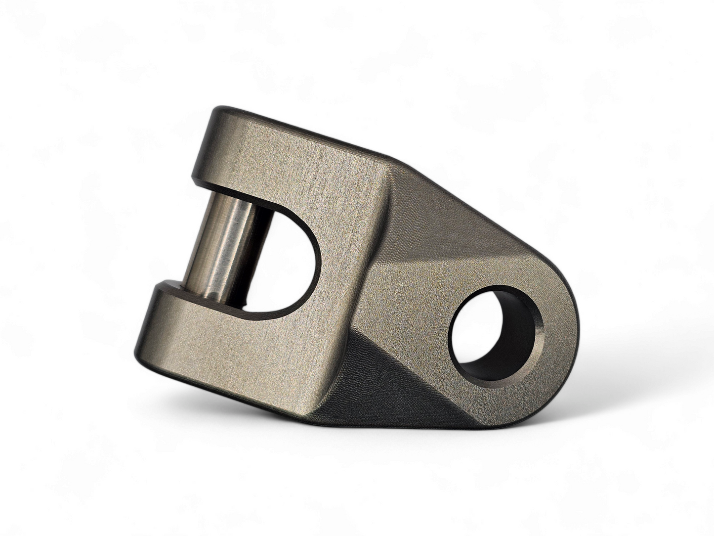 https://cdn.shopify.com/s/files/1/0749/1980/5228/files/Winchhookforbilletbumpergunmetal7.png?v=1720811594