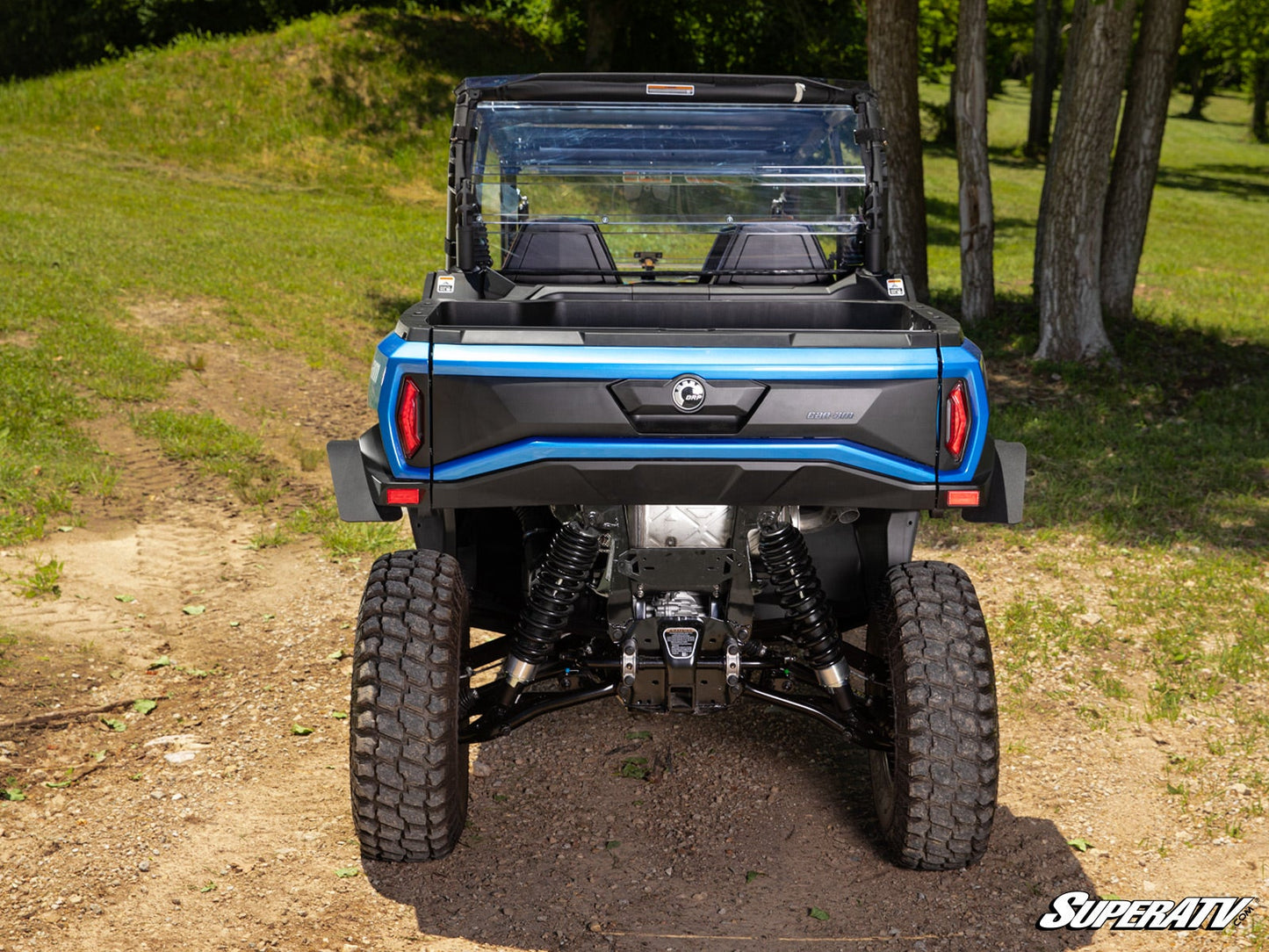 https://media.superatv.com/media/catalog/product/c/a/cam-am-commander_max_fender_flares_6.jpg?optimize=high&fit=bounds&height=&width=3840&quality=85&auto=webp&format=pjpg