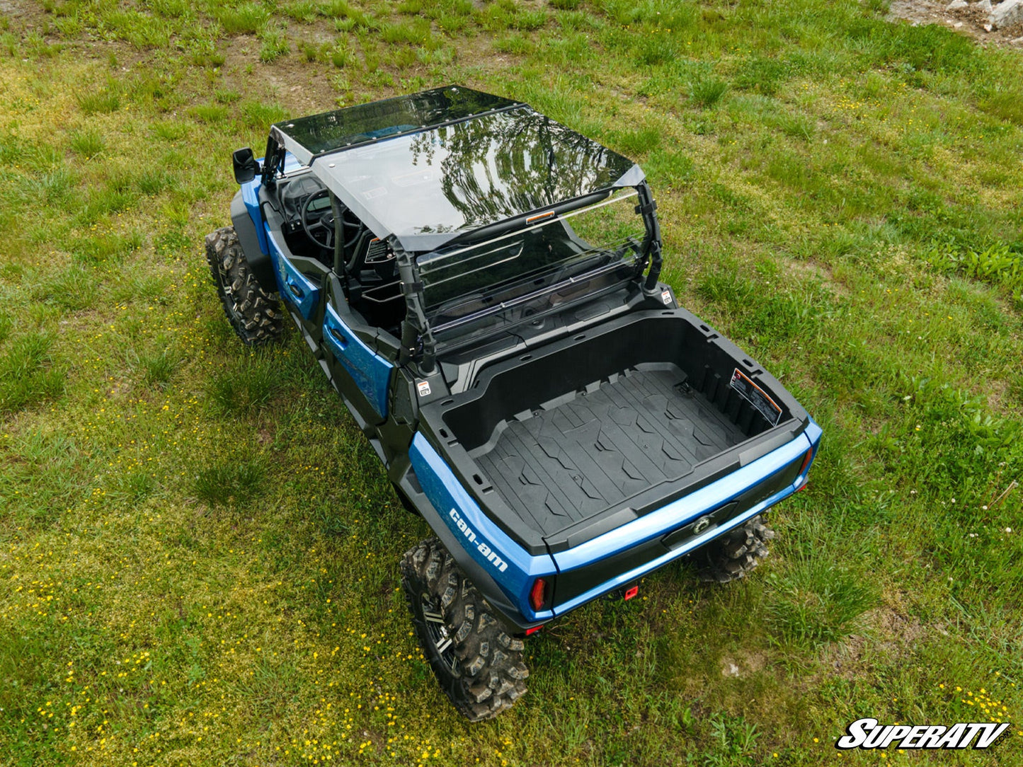 https://media.superatv.com/media/catalog/product/c/a/cam-am_commander_4_roof_6_1.jpg?optimize=high&fit=bounds&height=&width=3840&quality=85&auto=webp&format=pjpg