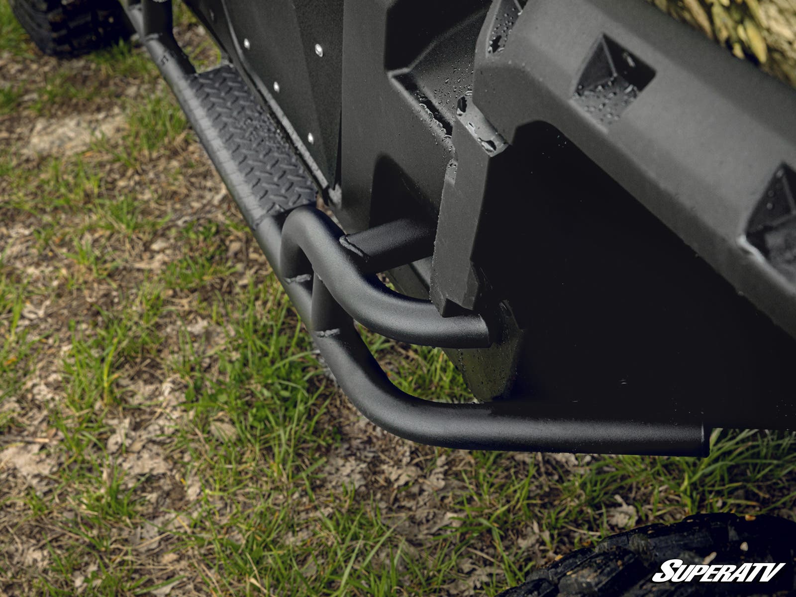 https://media.superatv.com/media/catalog/product/c/a/cam-am_defender_max_nerf_bars_5.jpg