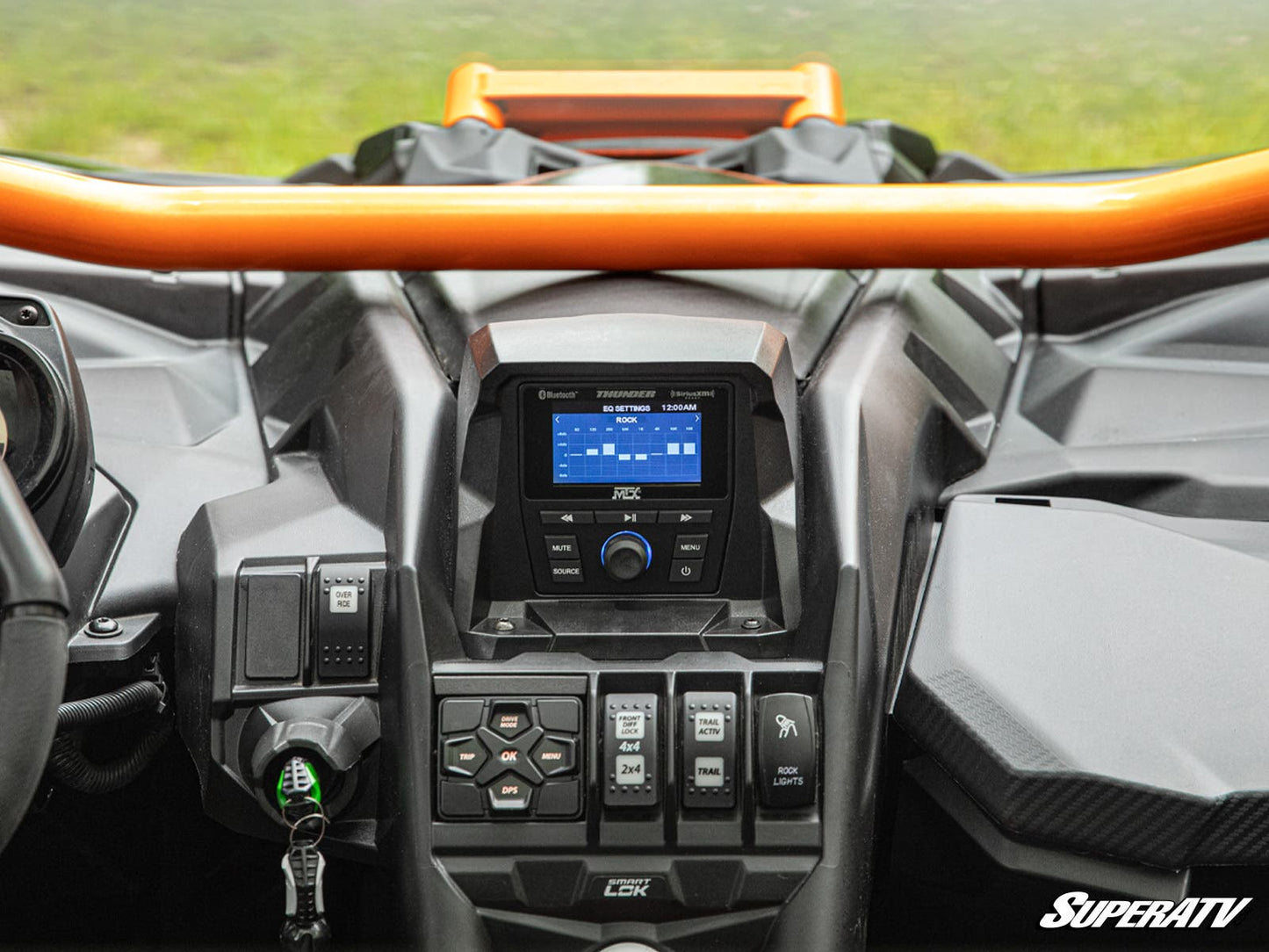 https://media.superatv.com/media/catalog/product/c/a/cam-am_x3_mtx_thunder8_audio_sound_system_6.jpg?optimize=high&fit=bounds&height=&width=3840