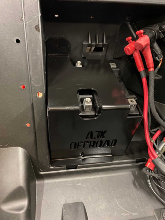 https://cdn.shopify.com/s/files/1/0682/5603/9143/products/can-am-battery-box1_207e174a-3a90-4d46-bb49-f1d53f4ce2c8.png?v=1746737492