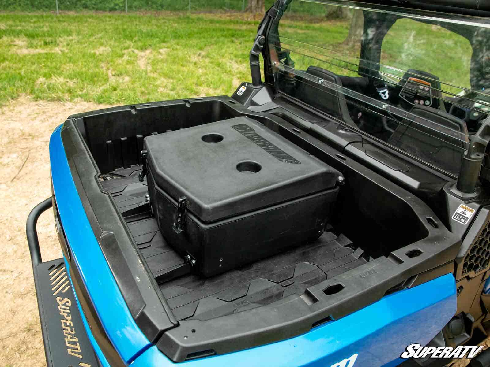 https://media.superatv.com/media/catalog/product/c/a/can-am-commander-rear-cargo-box_8.jpg