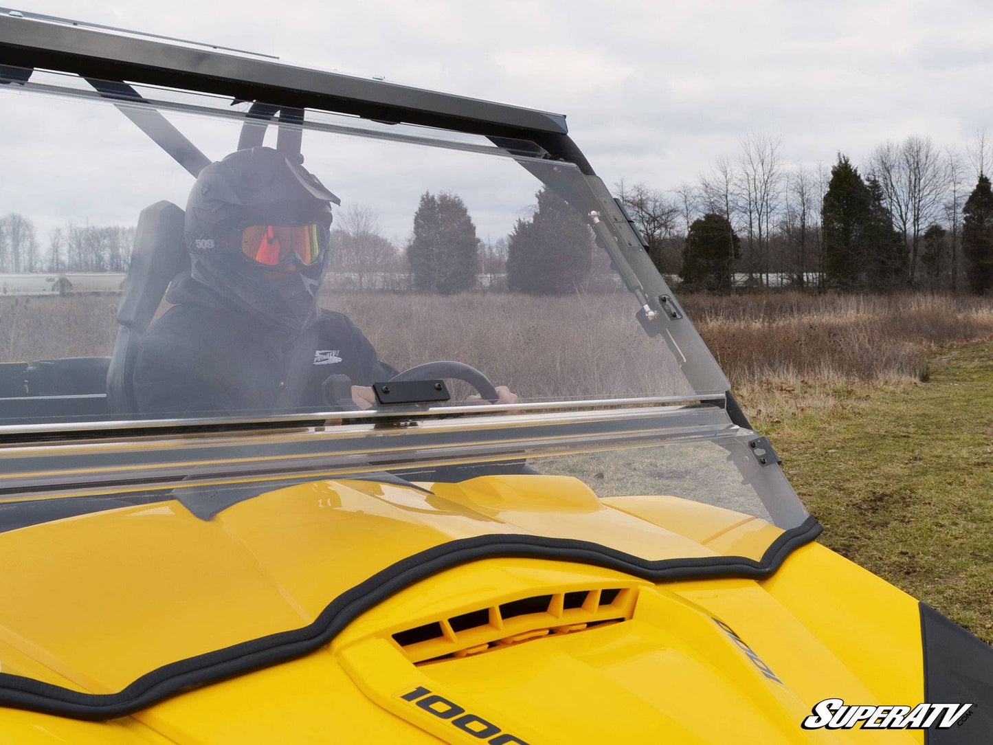 https://media.superatv.com/media/catalog/product/c/a/can-am-commander-scratch-resistant-flip-windshield-04.jpg
