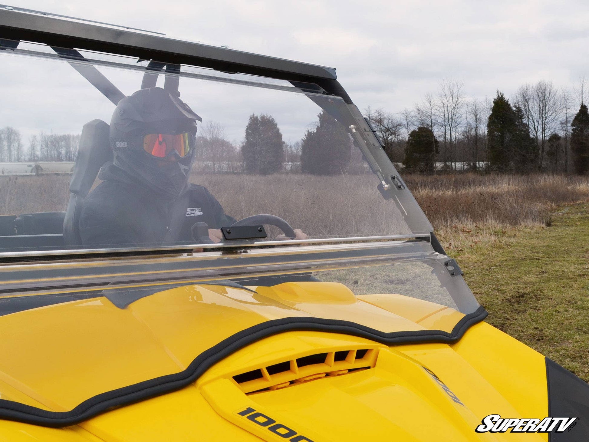 https://media.superatv.com/media/catalog/product/c/a/can-am-commander-scratch-resistant-flip-windshield-04.jpg