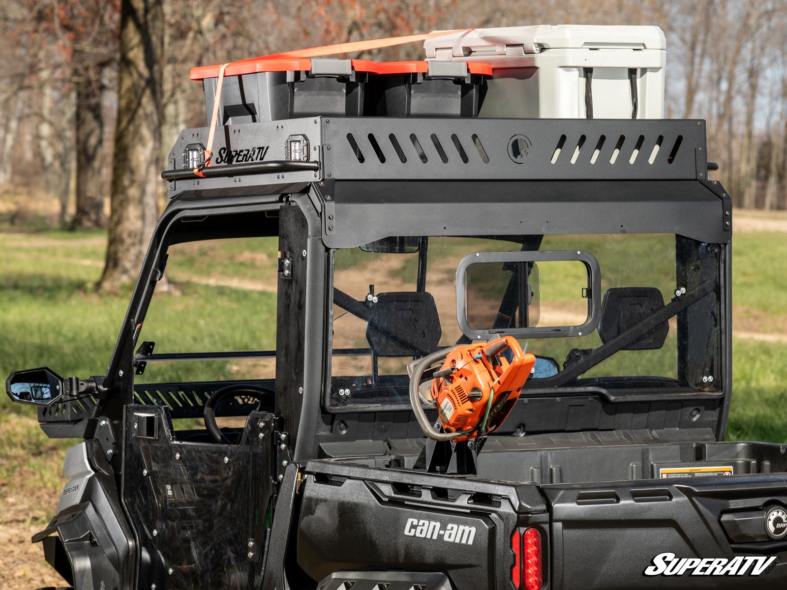 https://media.superatv.com/media/catalog/product/c/a/can-am-defender-2-door-extruded-aluminum-roof-rack_05_1_1_1_1.jpg