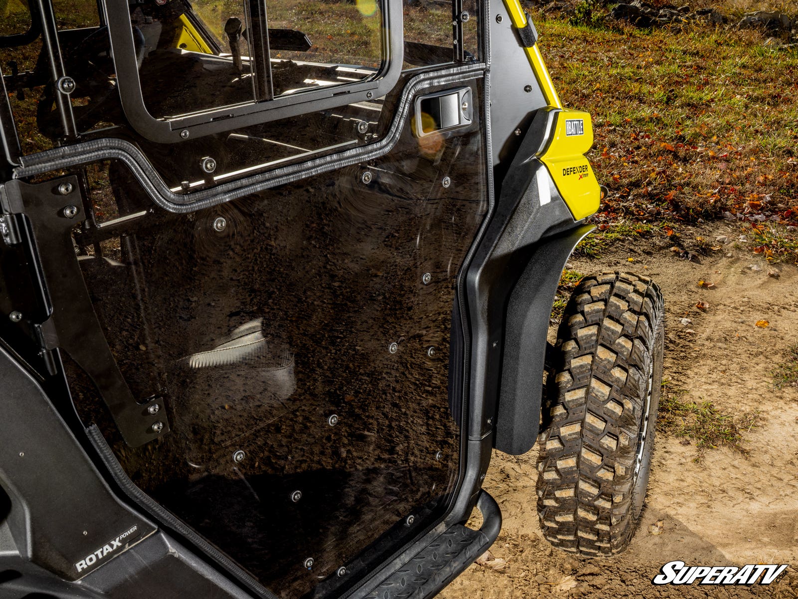 https://media.superatv.com/media/catalog/product/c/a/can-am-defender-flat-fender-flare_07.jpg