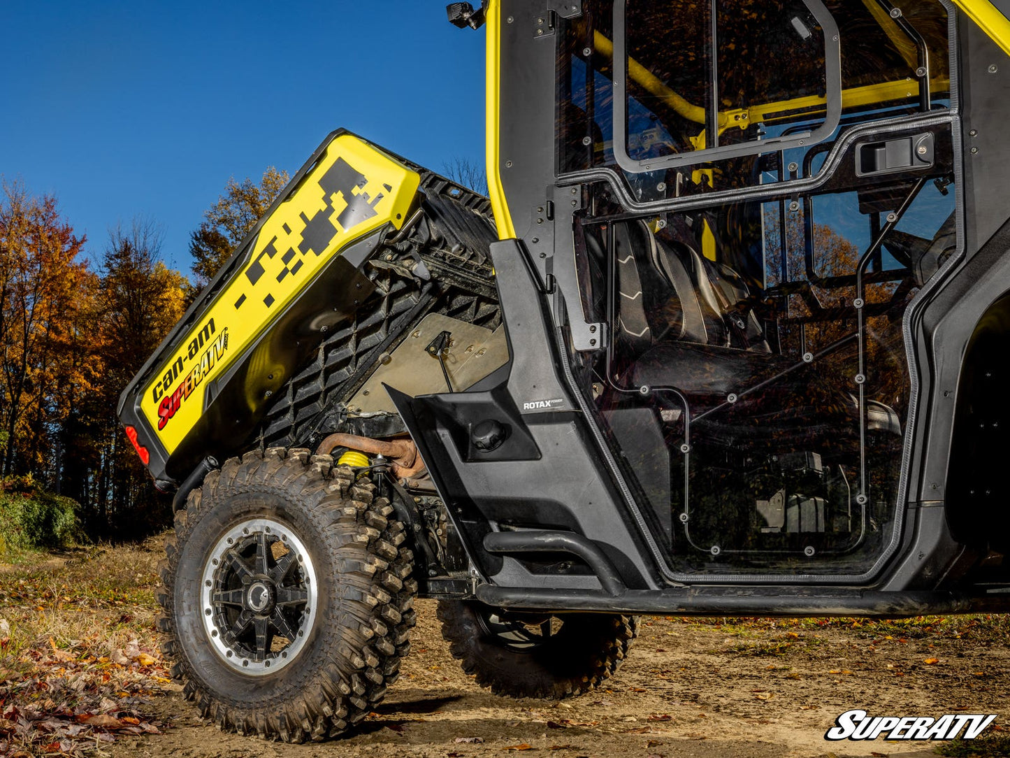 https://media.superatv.com/media/catalog/product/c/a/can-am-defender-flat-fender-flare_08.jpg