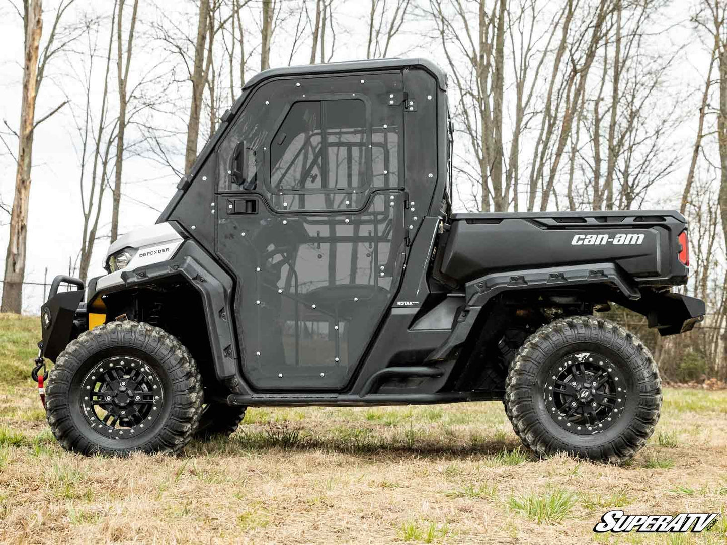 https://media.superatv.com/media/catalog/product/c/a/can-am-defender-full-doors_2_1_1_1_1_1.jpg?optimize=high&fit=bounds&height=&width=3840&quality=85&auto=webp&format=pjpg