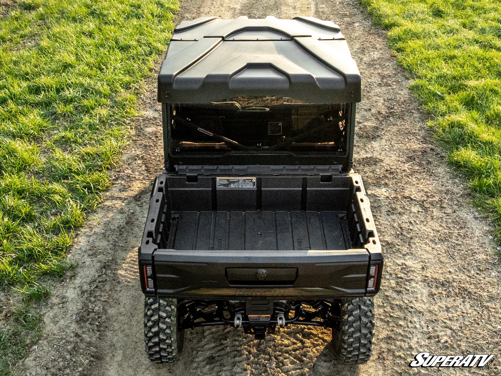 https://media.superatv.com/media/catalog/product/c/a/can-am-defender-hd11-max-roof-06.jpg?optimize=high&fit=bounds&height=&width=3840&quality=85&auto=webp&format=pjpg