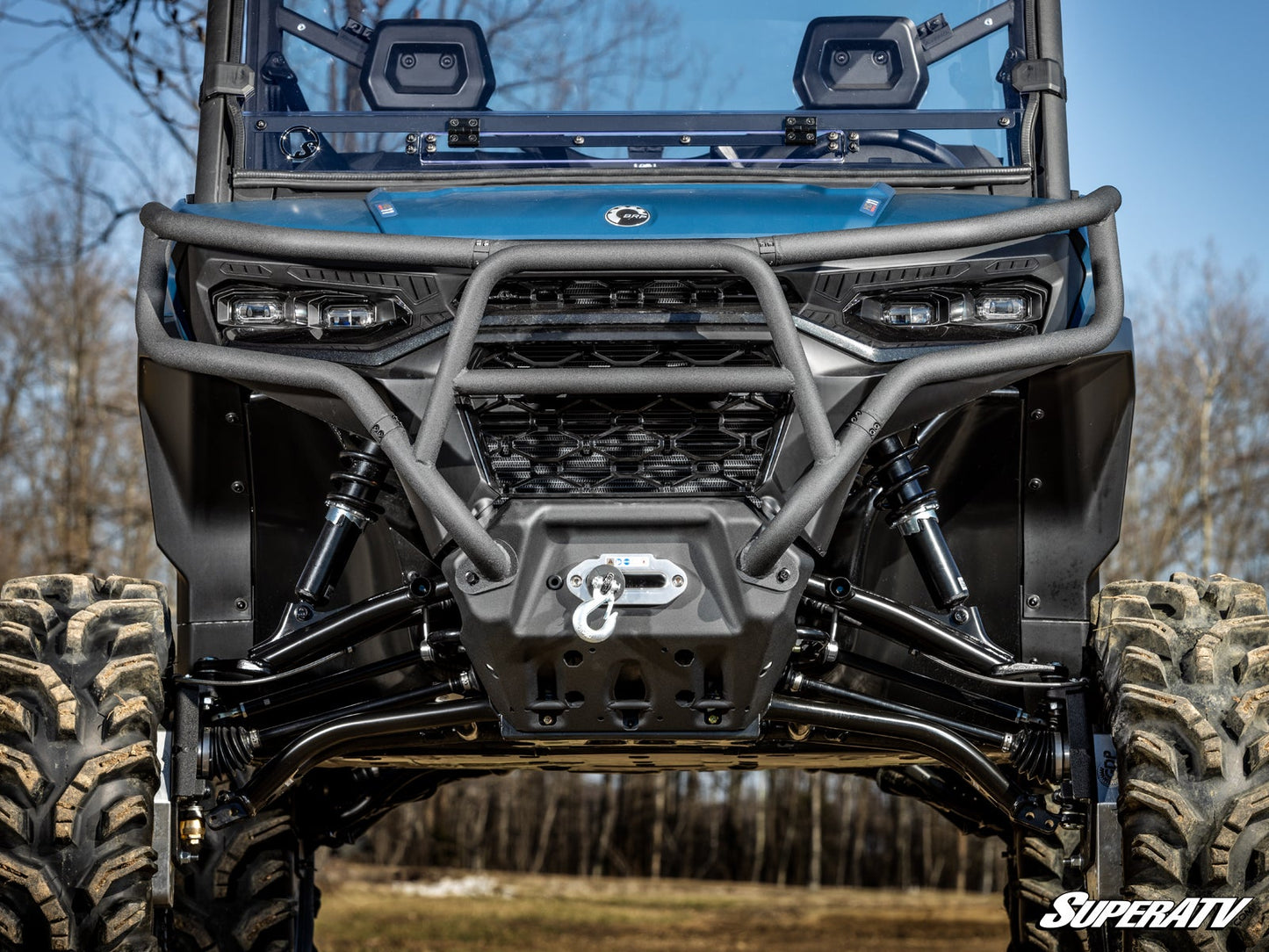 https://media.superatv.com/media/catalog/product/c/a/can-am-defender-hd11-tubed-front-bumper-guard_03.jpg?optimize=high&fit=bounds&height=&width=3840&quality=85&auto=webp&format=pjpg