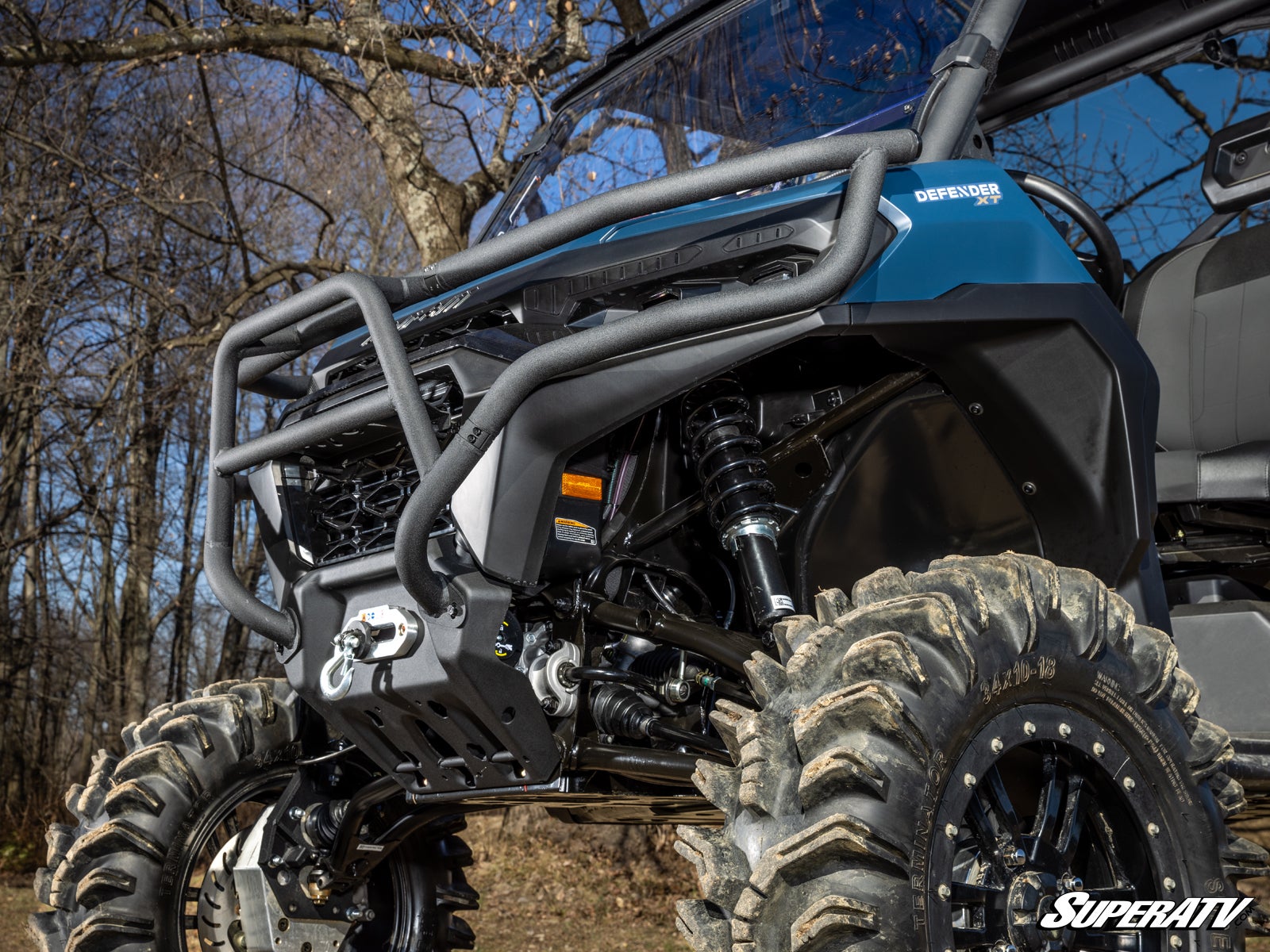 https://media.superatv.com/media/catalog/product/c/a/can-am-defender-hd11-tubed-front-bumper-guard_08.jpg?optimize=high&fit=bounds&height=&width=3840&quality=85&auto=webp&format=pjpg