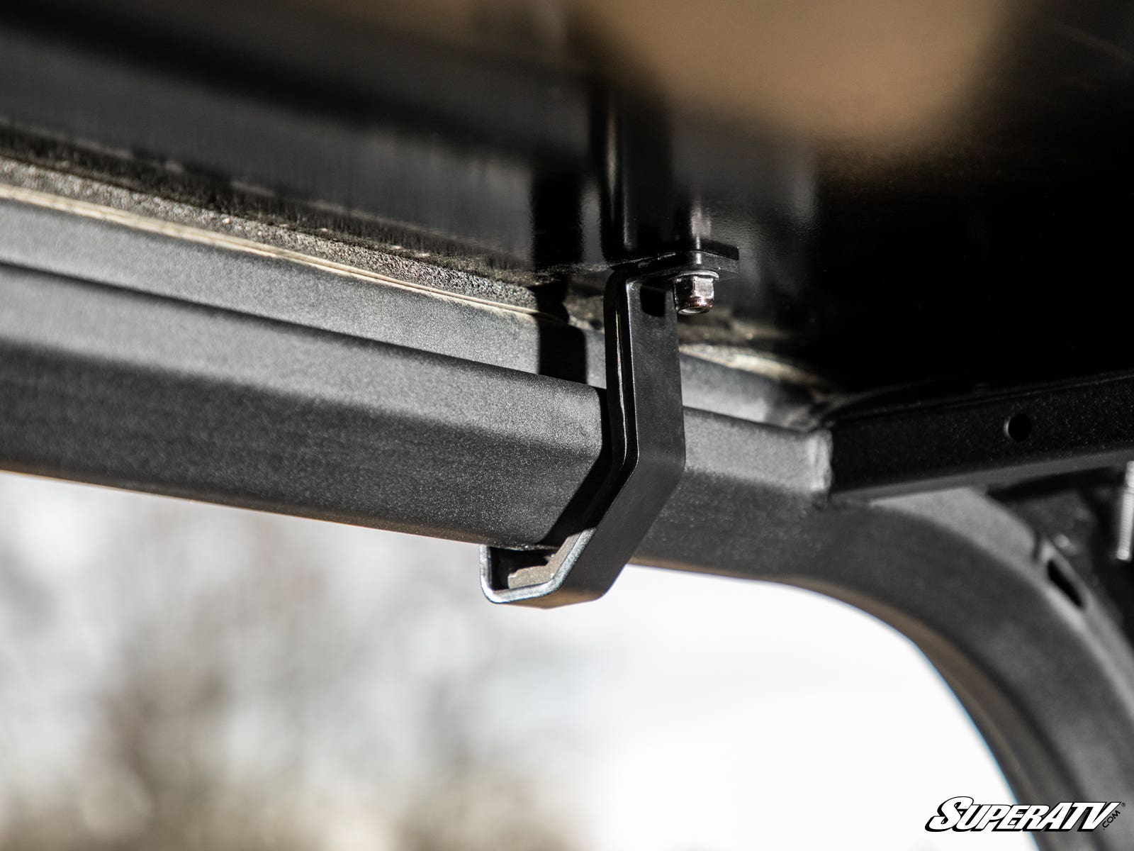https://media.superatv.com/media/catalog/product/c/a/can-am-defender-max-extruded-aluminum-roof-rack_05_1_1_1_1.jpg