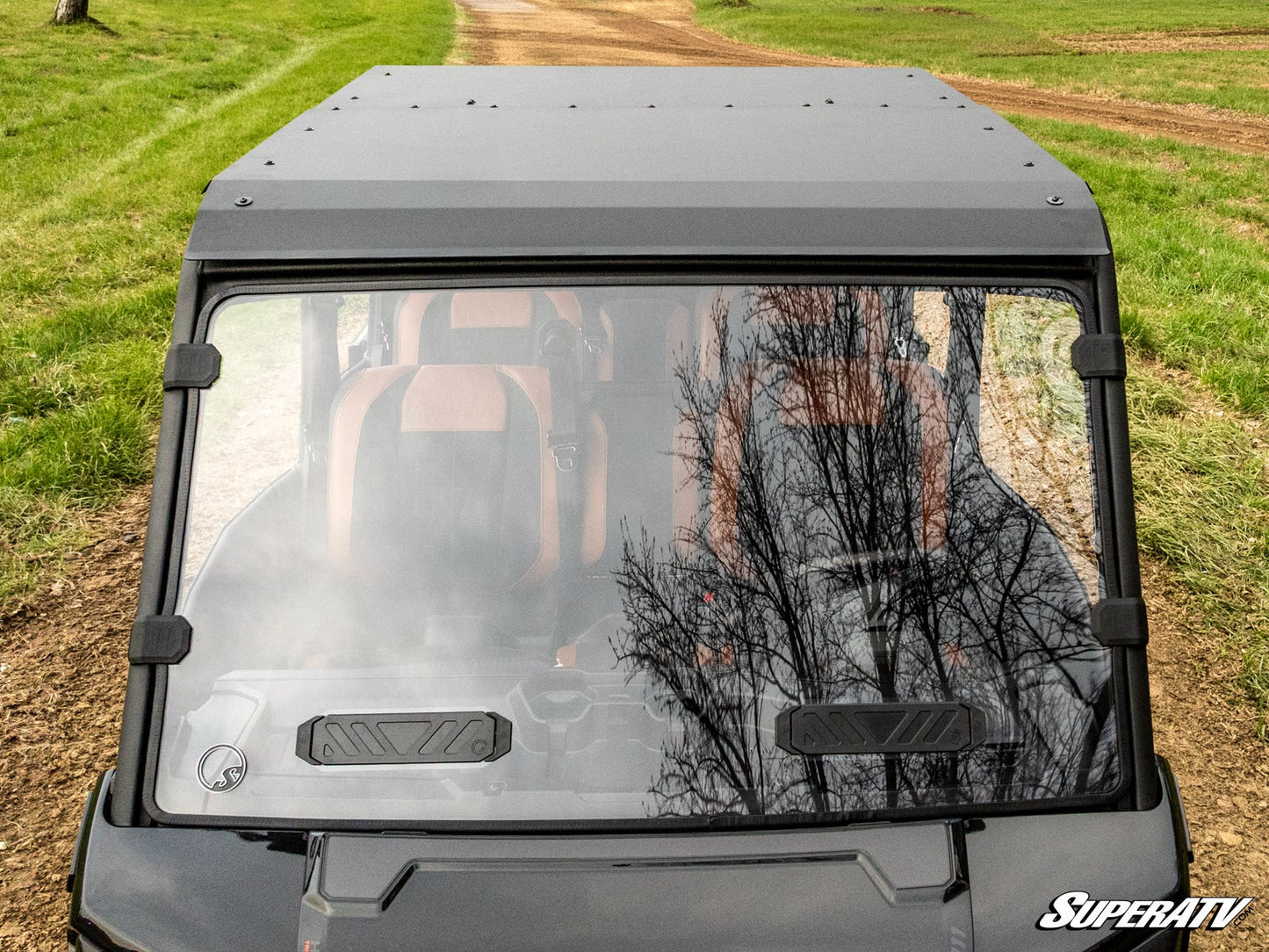https://media.superatv.com/media/catalog/product/c/a/can-am-defender-max-hd11-roof-08.jpg