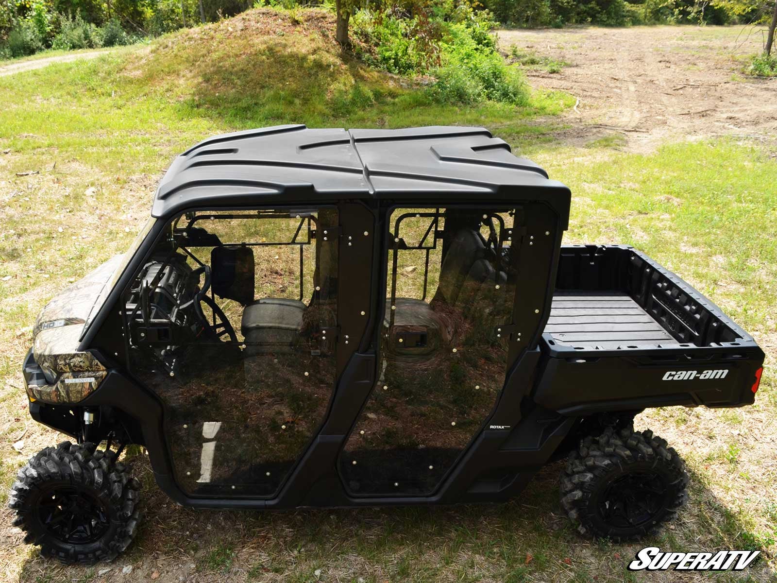 https://media.superatv.com/media/catalog/product/c/a/can-am-defender-max-roof-04_2_1.jpg?optimize=high&fit=bounds&height=&width=3840&quality=85&auto=webp&format=pjpg