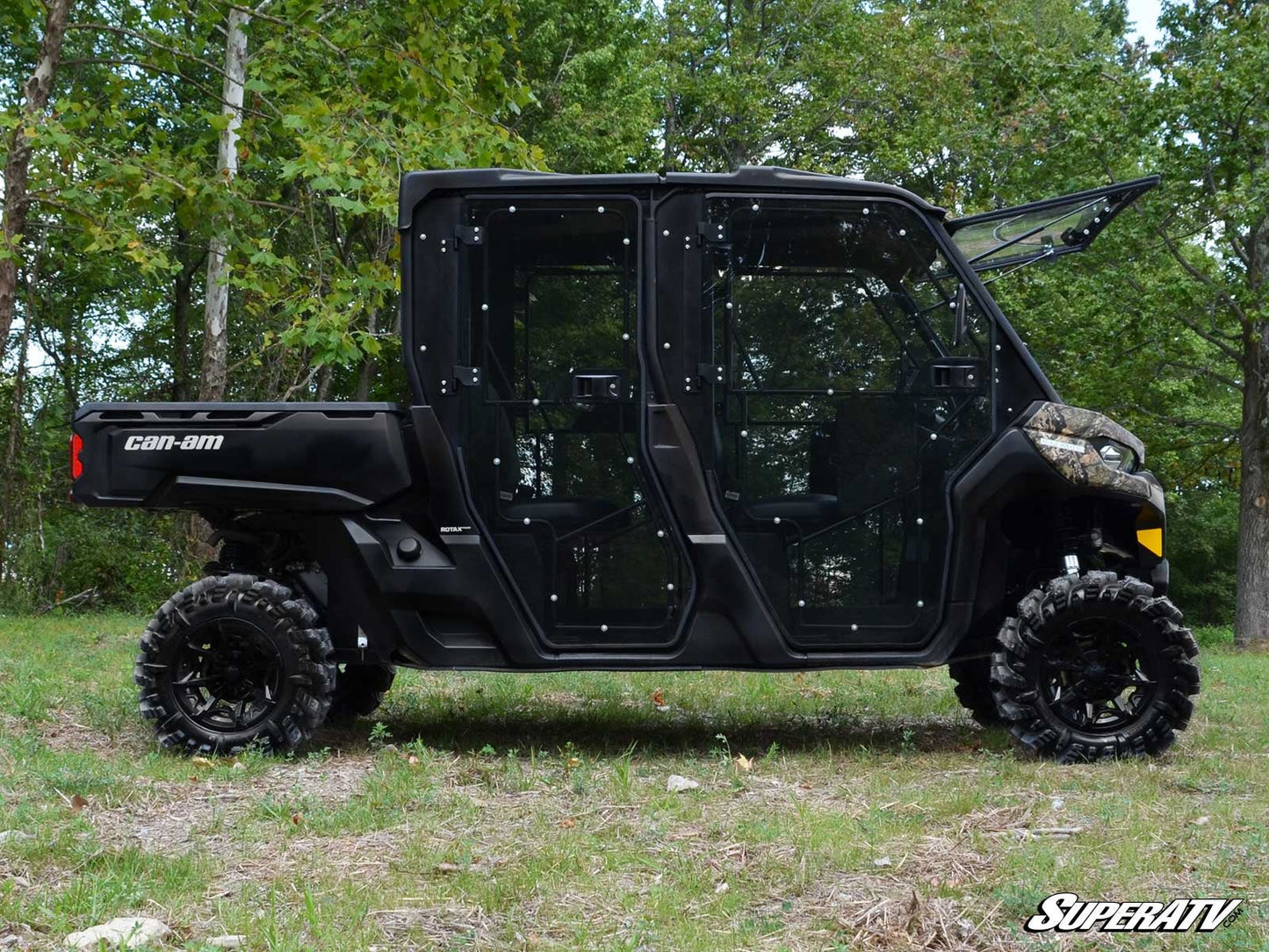 https://media.superatv.com/media/catalog/product/c/a/can-am-defender-max-roof-05_2.jpg?optimize=high&fit=bounds&height=&width=3840&quality=85&auto=webp&format=pjpg
