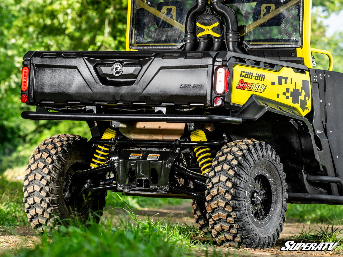 https://media.superatv.com/media/catalog/product/c/a/can-am-defender-rear-tube-bumber_10.jpg?optimize=high&fit=bounds&height=&width=3840&quality=85&auto=webp&format=pjpg