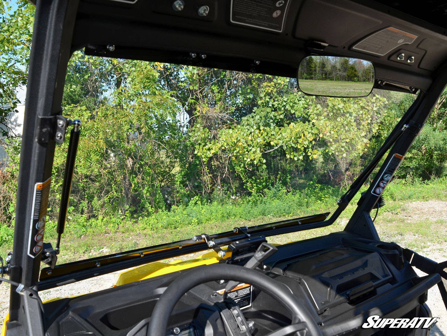 https://media.superatv.com/media/catalog/product/c/a/can-am-defender-scratch-resistant-flip-windshield-07.jpg