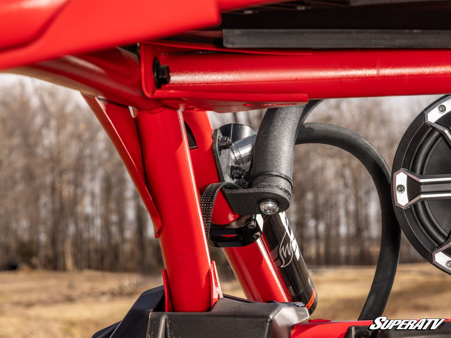 https://media.superatv.com/media/catalog/product/c/a/can-am-defender-speaker-mount-bar_05.jpg