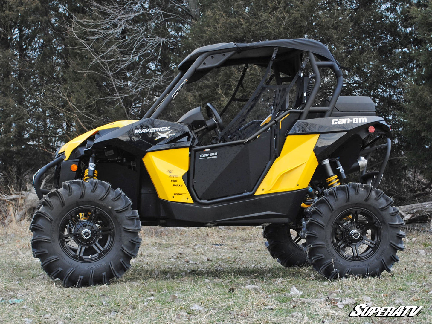 https://media.superatv.com/media/catalog/product/c/a/can-am-maverick-3-lift-kit-03.jpg?optimize=high&fit=bounds&height=&width=3840&quality=85&auto=webp&format=pjpg