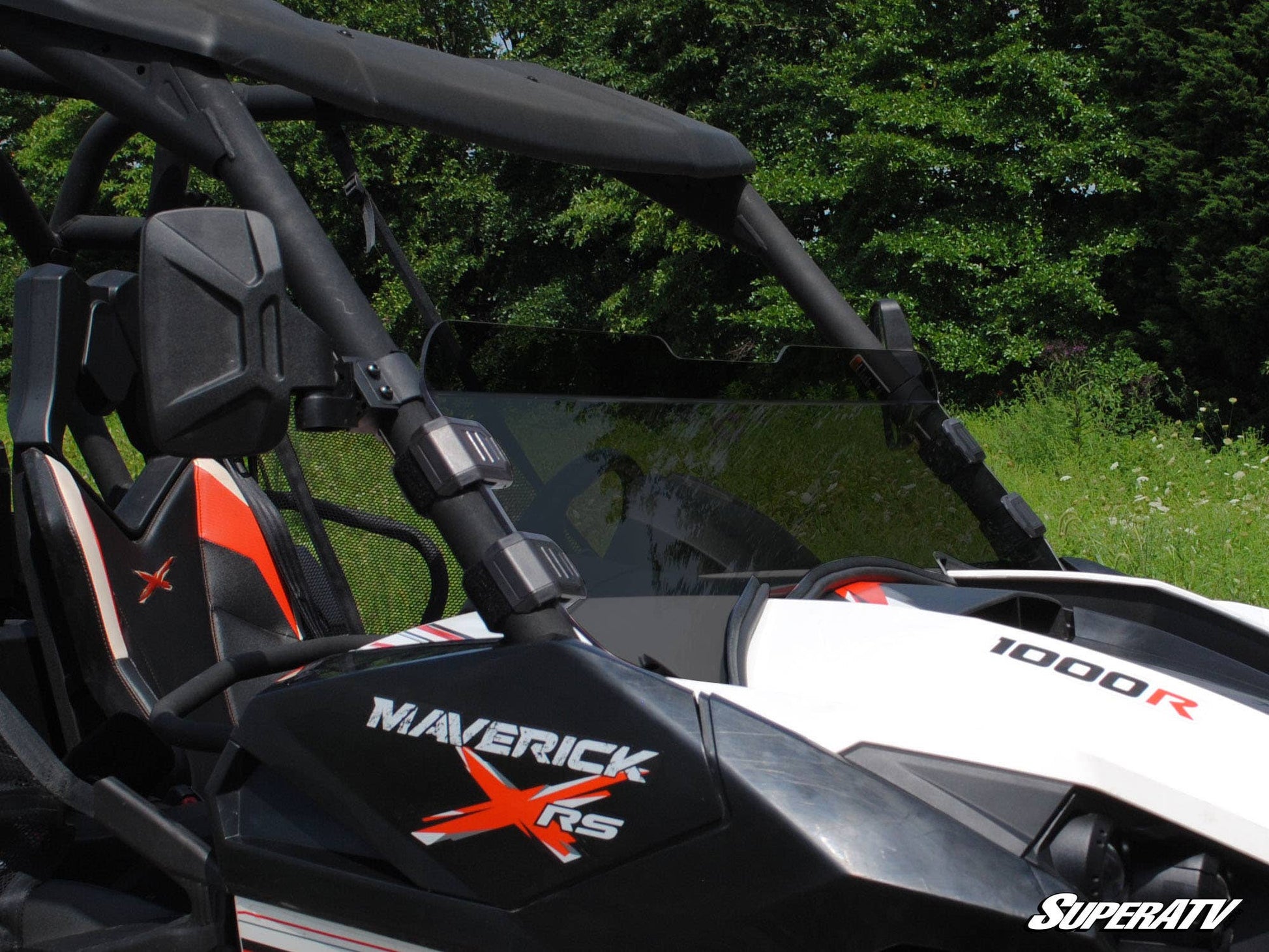https://media.superatv.com/media/catalog/product/c/a/can-am-maverick-half-windshield-04.jpg