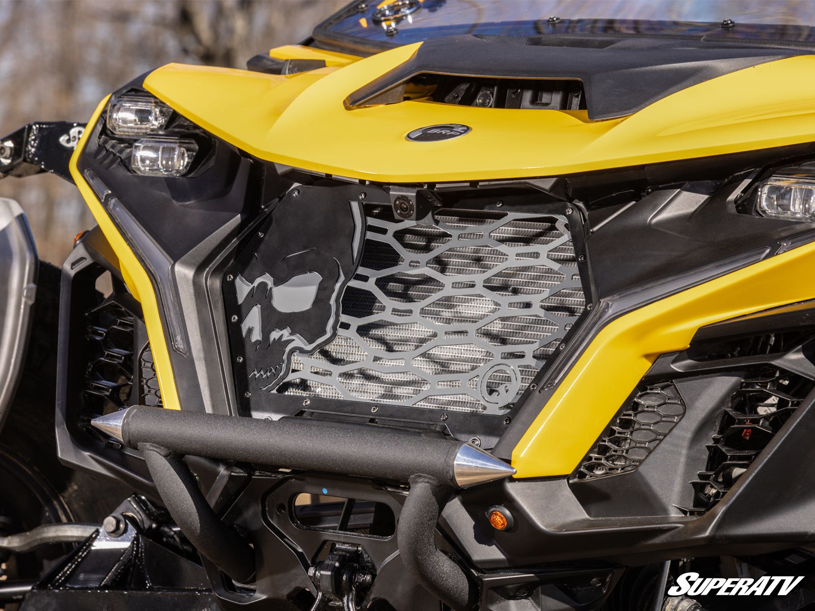 https://media.superatv.com/media/catalog/product/c/a/can-am-mavr-sport-front-grill_04.jpg?optimize=high&fit=bounds&height=&width=3840