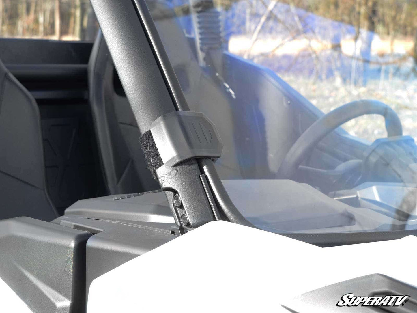 https://media.superatv.com/media/catalog/product/c/a/can-am-trail-full-windshield-06_1.jpg