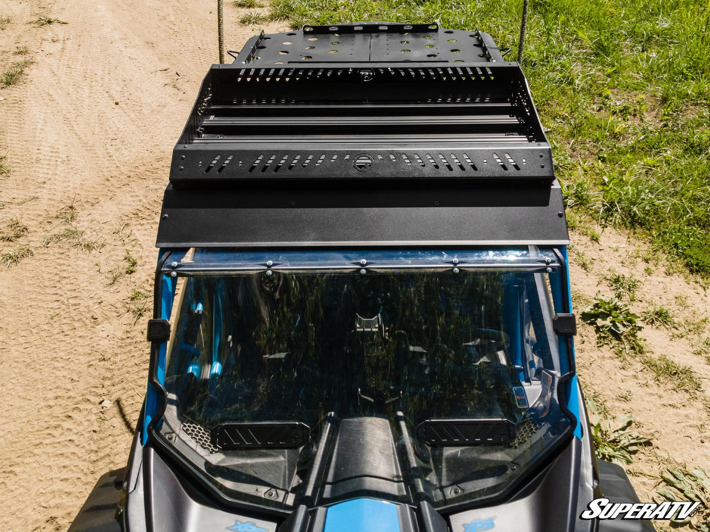 https://media.superatv.com/media/catalog/product/c/a/can-am-x3-extruded-aluminum-roof-rack_03.jpg
