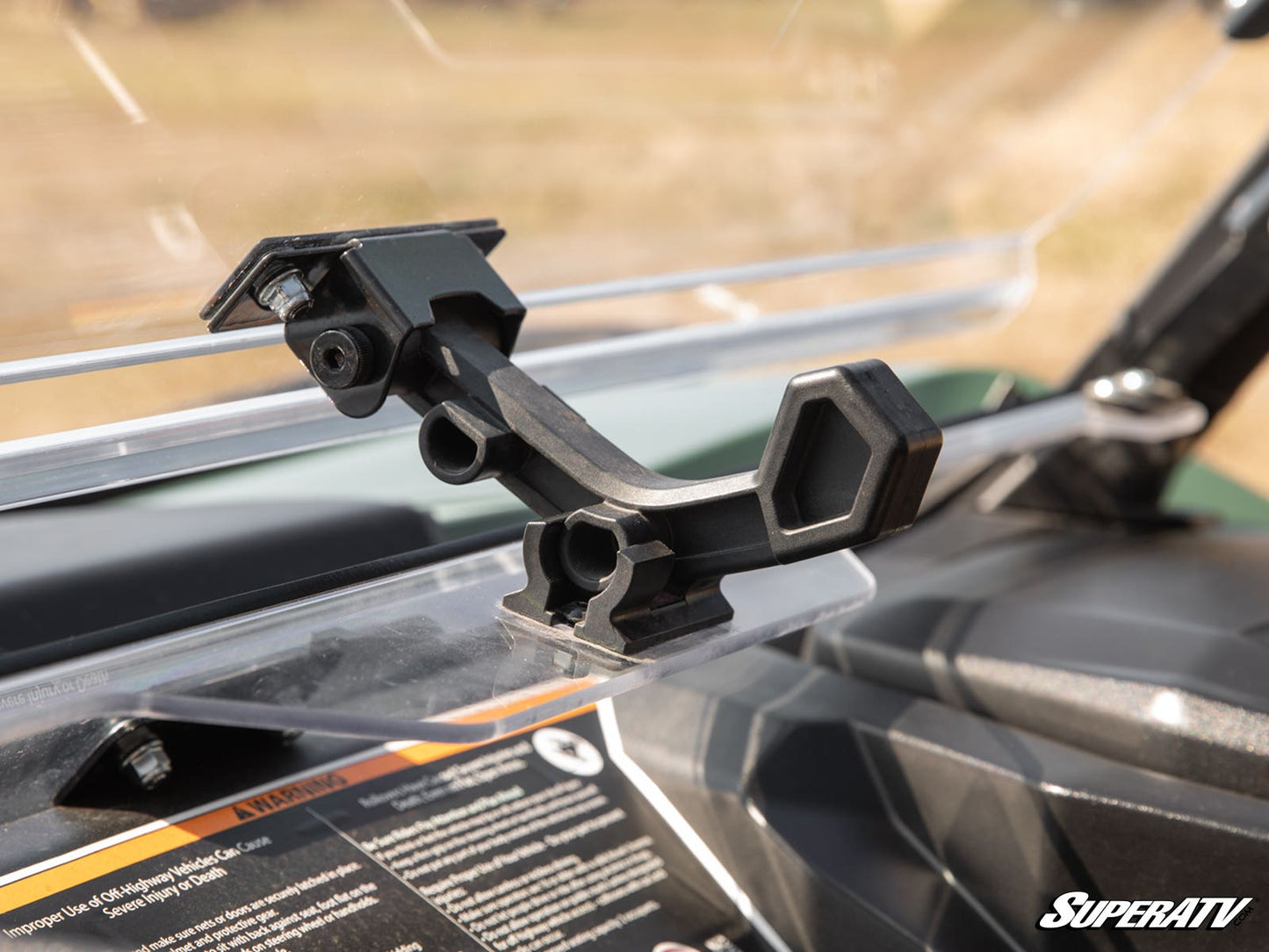 https://media.superatv.com/media/catalog/product/c/a/can-am_commander_flip_up_windshield_10b_1.jpg