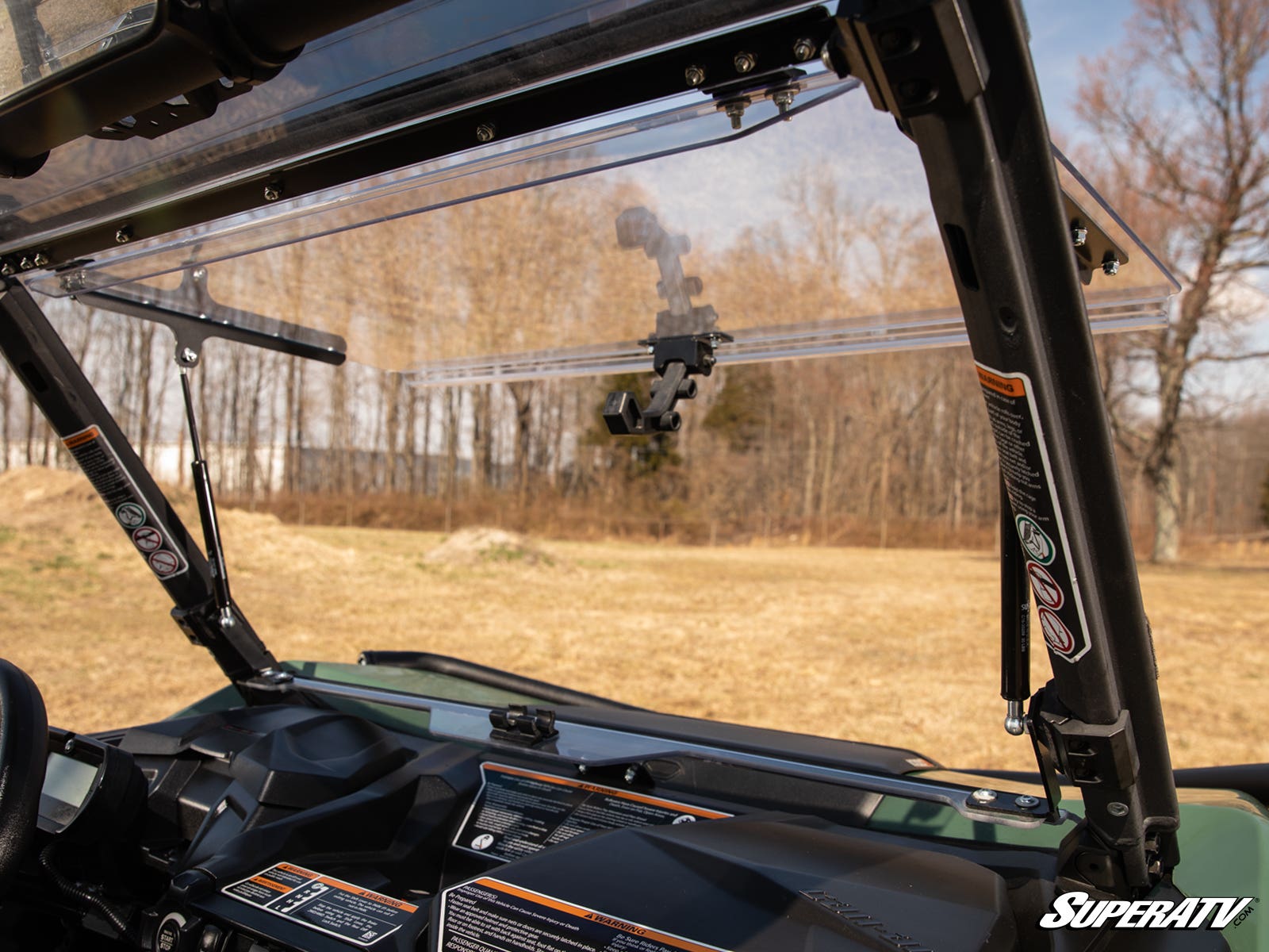 https://media.superatv.com/media/catalog/product/c/a/can-am_commander_flip_up_windshield_7b_1.jpg