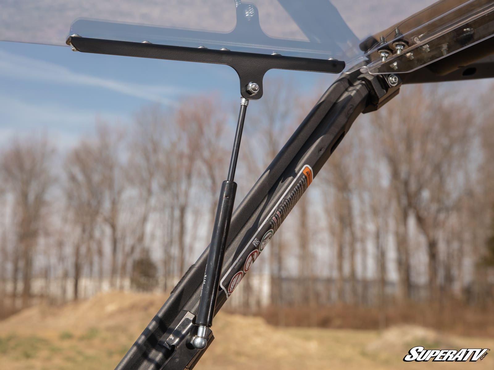 https://media.superatv.com/media/catalog/product/c/a/can-am_commander_flip_up_windshield_8b_1.jpg