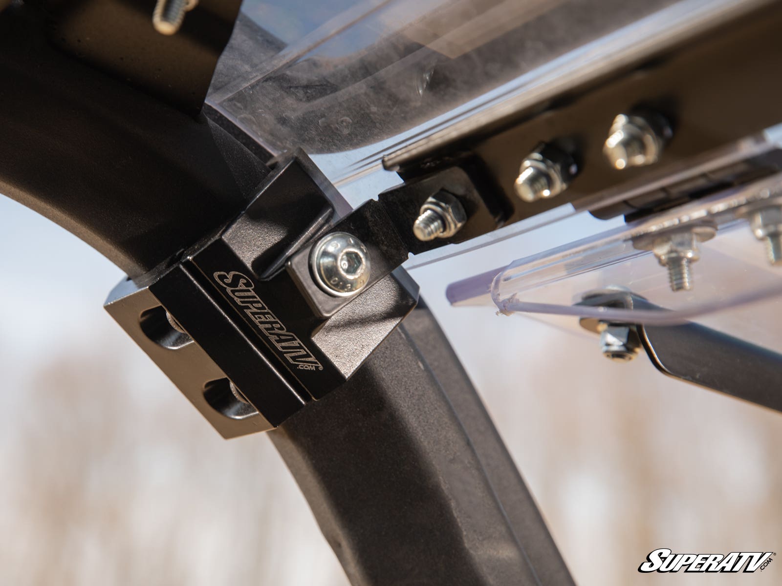 https://media.superatv.com/media/catalog/product/c/a/can-am_commander_flip_up_windshield_9b_1.jpg