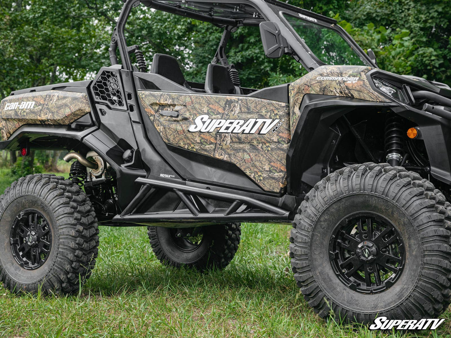 https://media.superatv.com/media/catalog/product/c/a/can-am_commander_nerf_bars_4.jpg