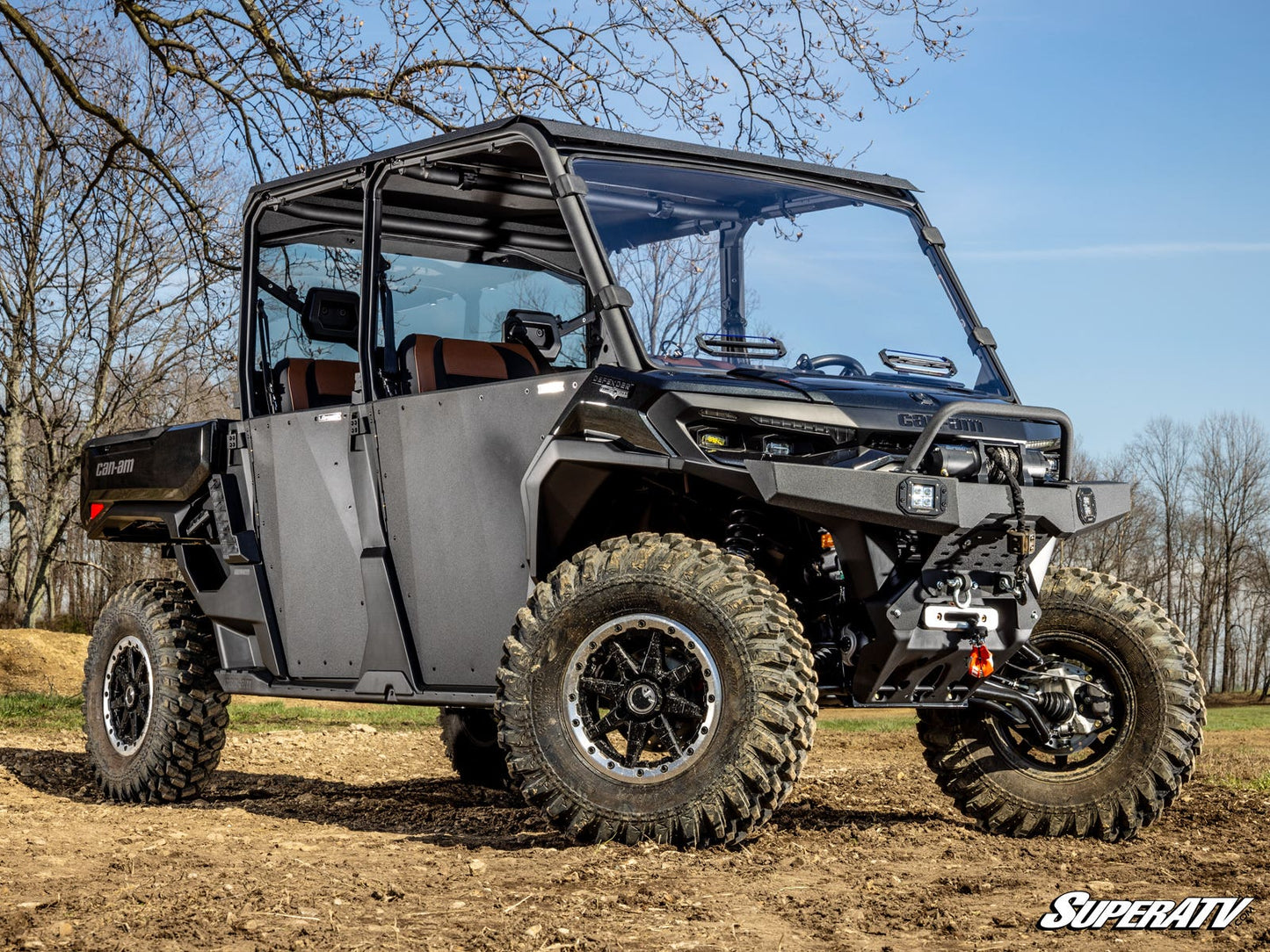 https://media.superatv.com/media/catalog/product/c/a/can-am_defender-hd11_front_brush_guard_05.jpg?optimize=high&fit=bounds&height=&width=