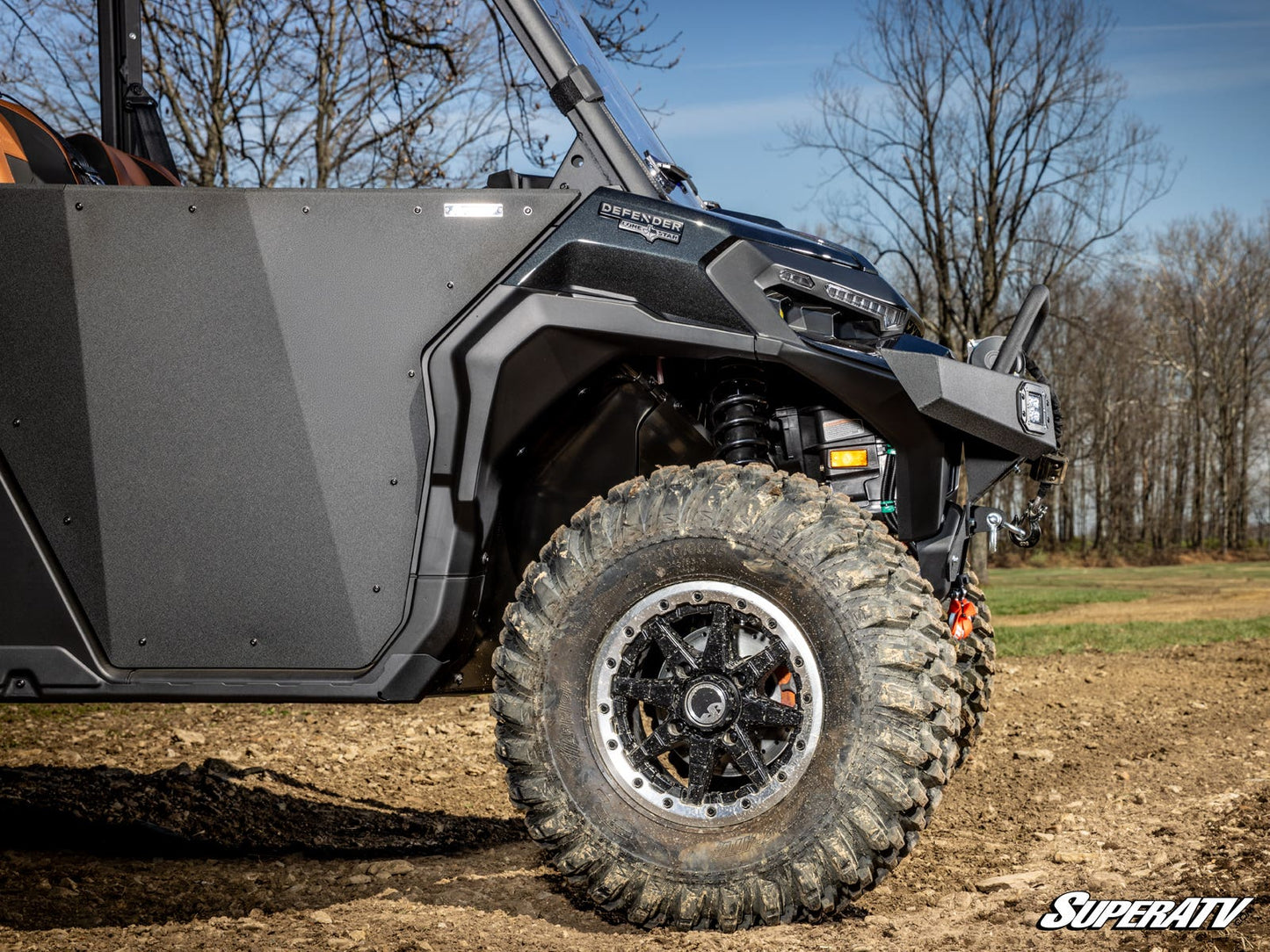 https://media.superatv.com/media/catalog/product/c/a/can-am_defender-hd11_front_brush_guard_06.jpg?optimize=high&fit=bounds&height=&width=