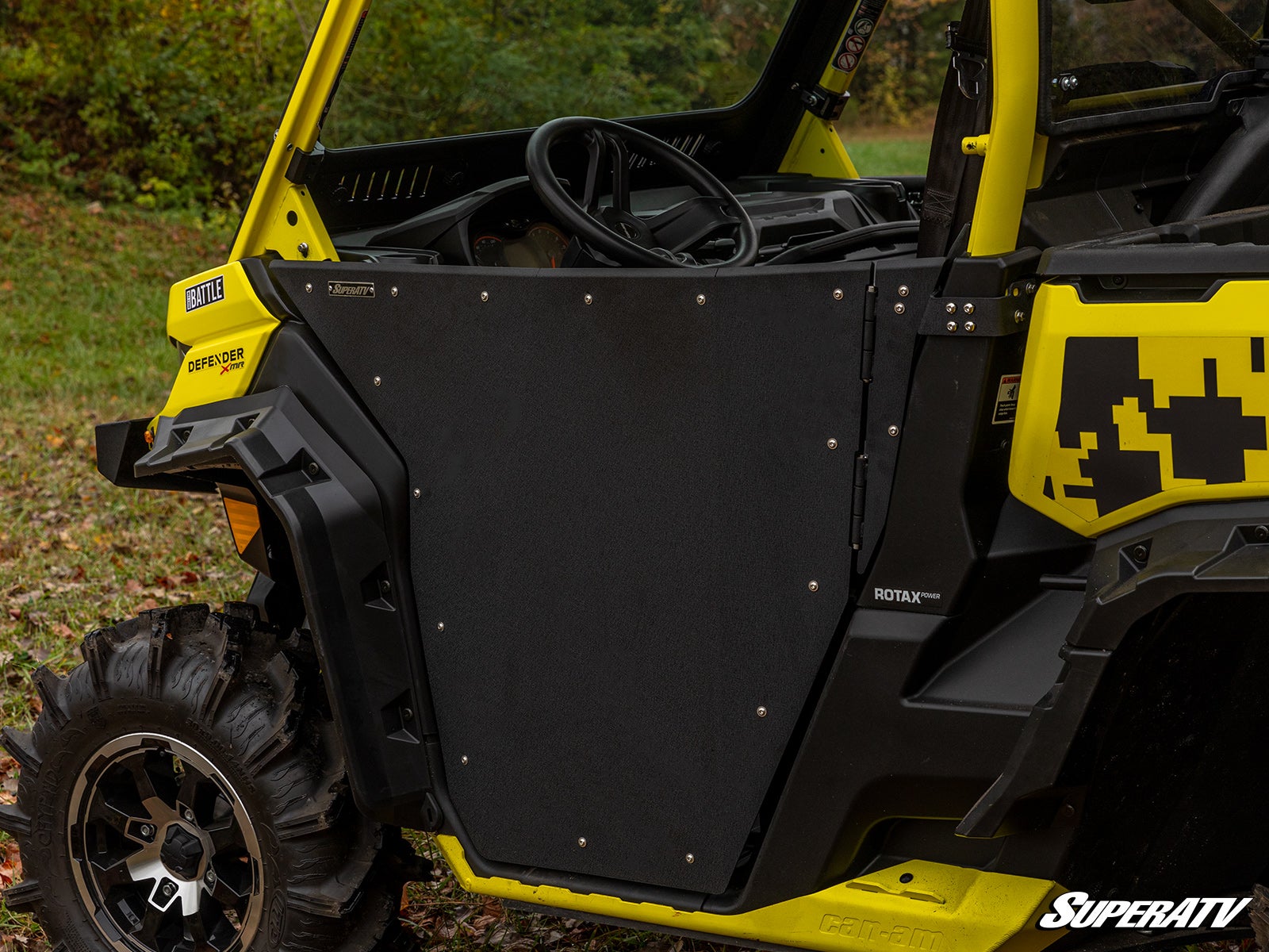 https://media.superatv.com/media/catalog/product/c/a/can-am_defender_aluminum_doors_2.jpg?optimize=high&fit=bounds&height=&width=3840&quality=85&auto=webp&format=pjpg