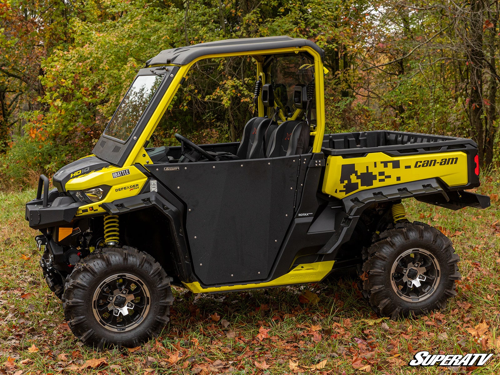 https://media.superatv.com/media/catalog/product/c/a/can-am_defender_aluminum_doors_9.jpg?optimize=high&fit=bounds&height=&width=3840&quality=85&auto=webp&format=pjpg