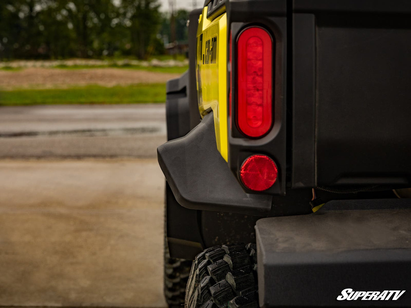 https://media.superatv.com/media/catalog/product/c/a/can-am_defender_fender_flares_4_2.jpg