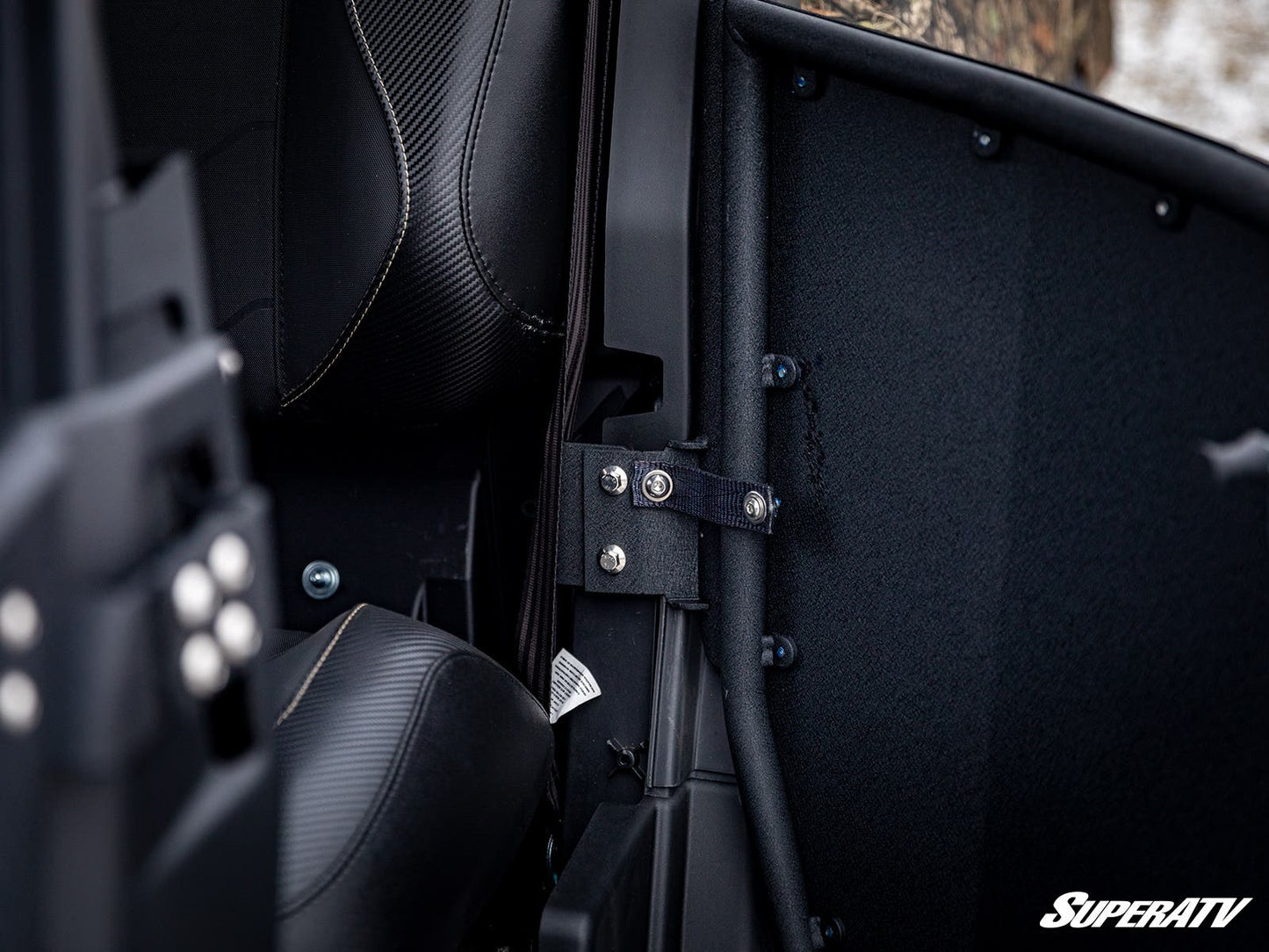https://media.superatv.com/media/catalog/product/c/a/can-am_defender_max_doors_7_1.jpg