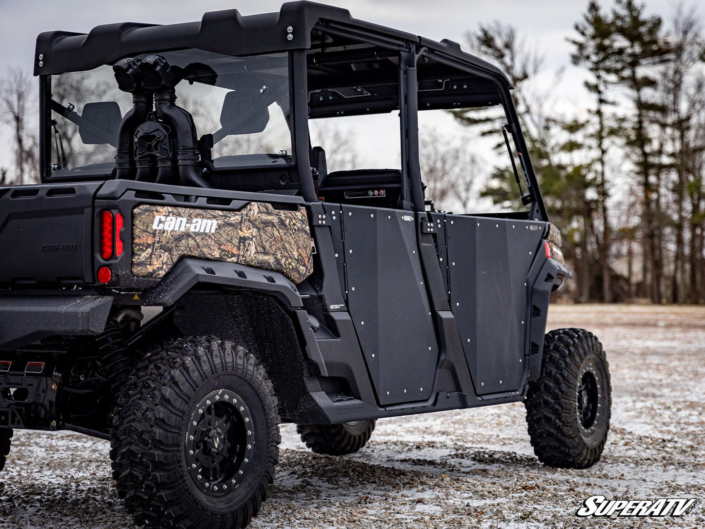 https://media.superatv.com/media/catalog/product/c/a/can-am_defender_max_doors_8_1.jpg