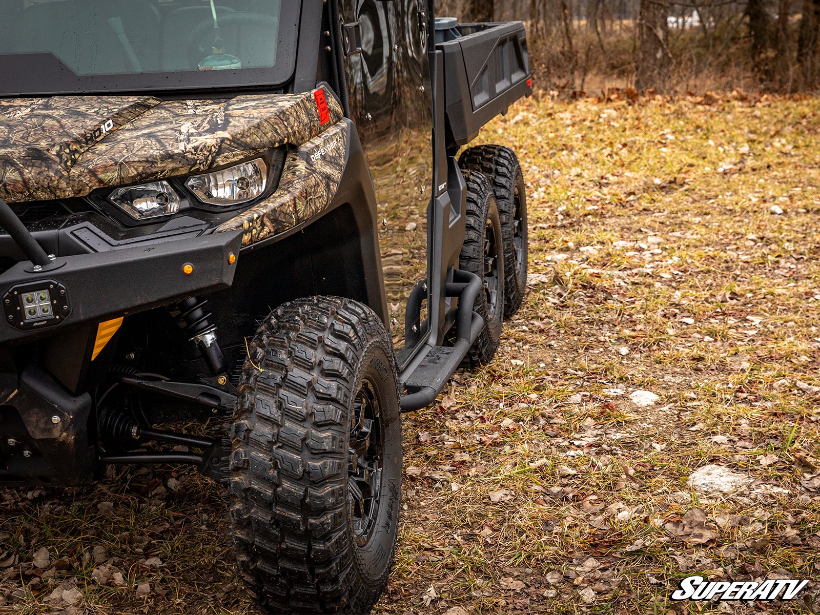 https://media.superatv.com/media/catalog/product/c/a/can-am_defender_nerf_bars_2.jpg?optimize=high&fit=bounds&height=&width=3840&quality=85&auto=webp&format=pjpg