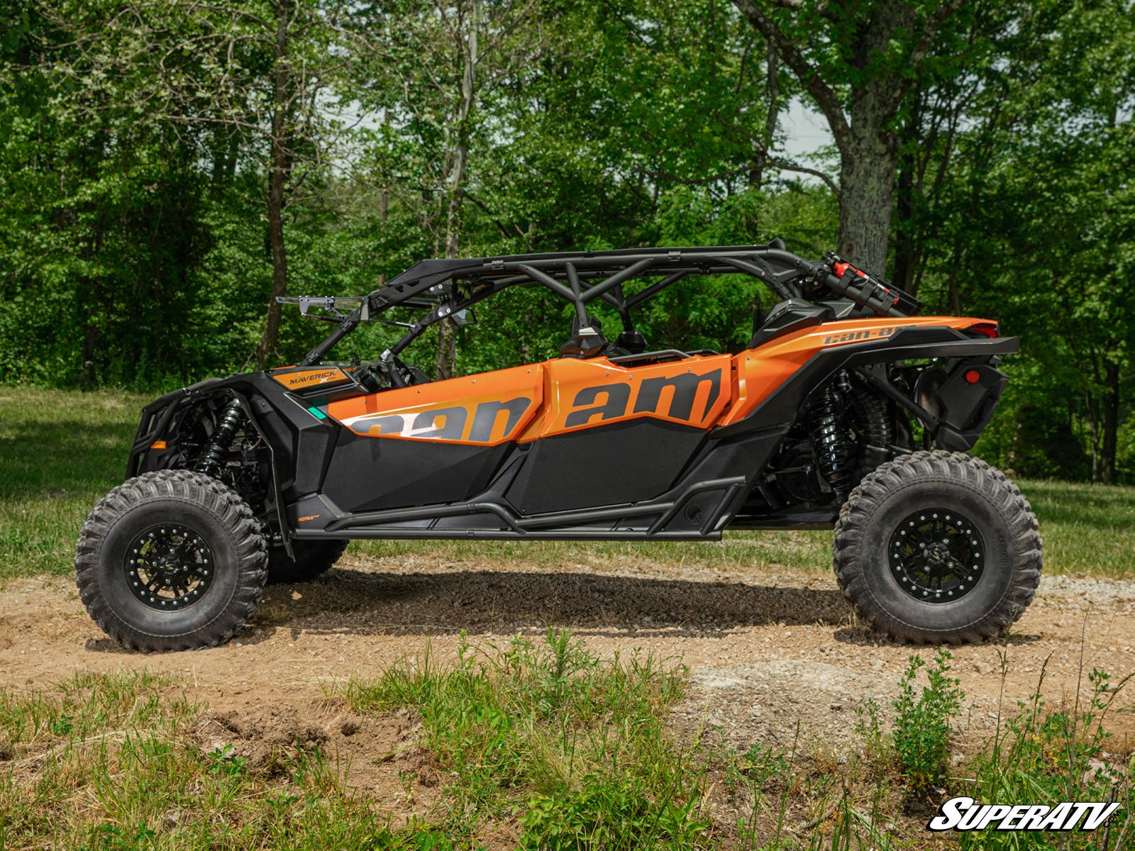 https://media.superatv.com/media/catalog/product/c/a/can-am_maverick_max_nerf_bars_4.jpg?optimize=high&fit=bounds&height=&width=3840
