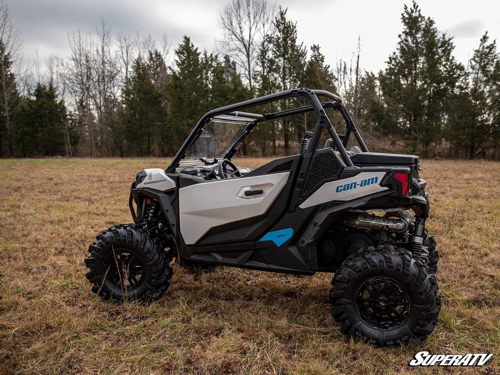 https://media.superatv.com/media/catalog/product/c/a/can-am_maverick_sport_rear_cargo_box_4_1.jpg
