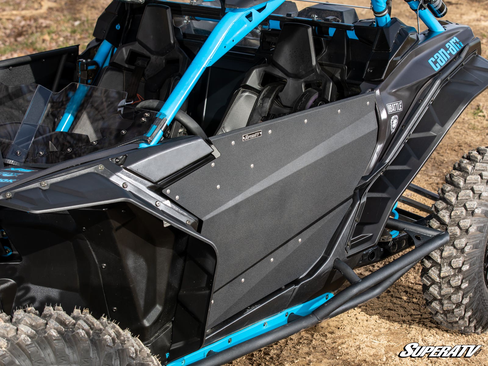 https://media.superatv.com/media/catalog/product/c/a/can-am_maverick_x3_doors_03a_1.jpg