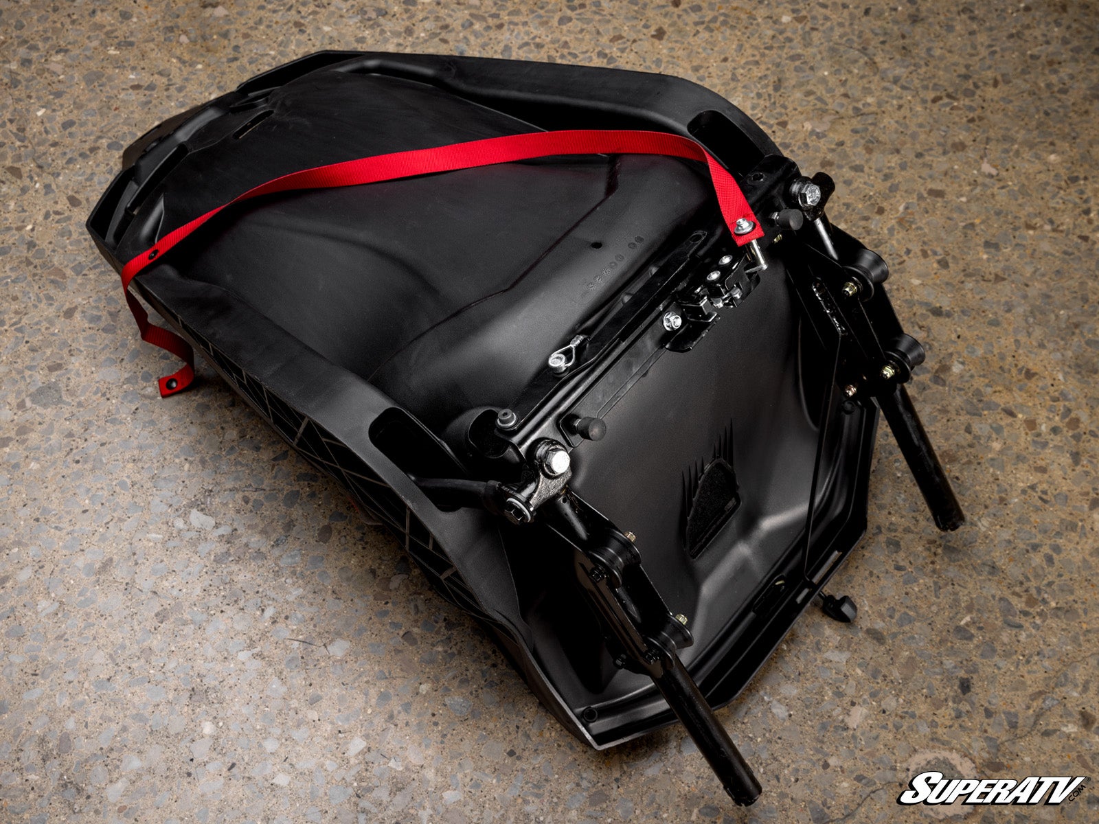 https://media.superatv.com/media/catalog/product/c/a/can-am_maverick_x3_flip_seat_conversion_kit_09.jpg?optimize=high&fit=bounds&height=&width=3840&quality=85&auto=webp&format=pjpg